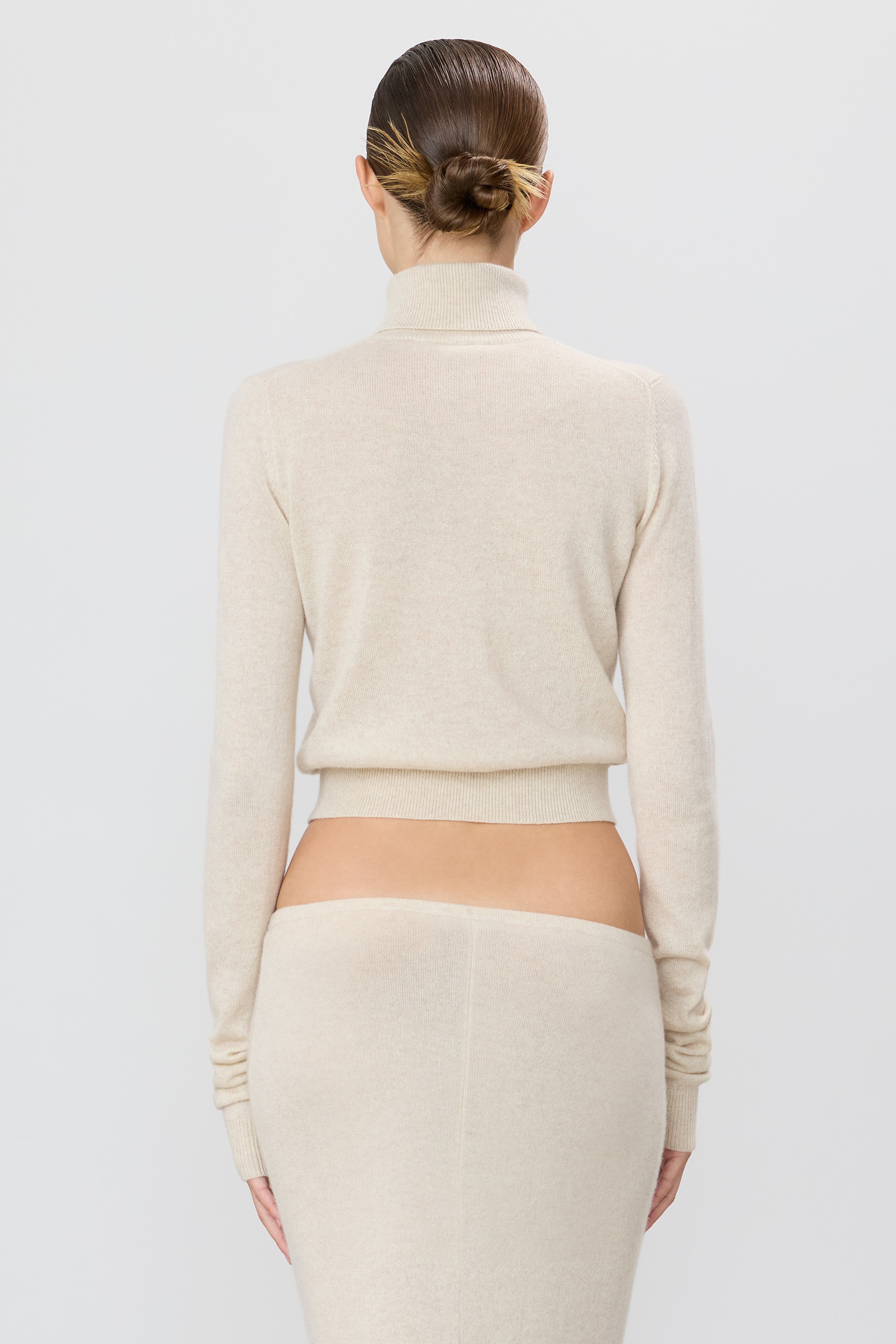 ETIENNE SWEATER