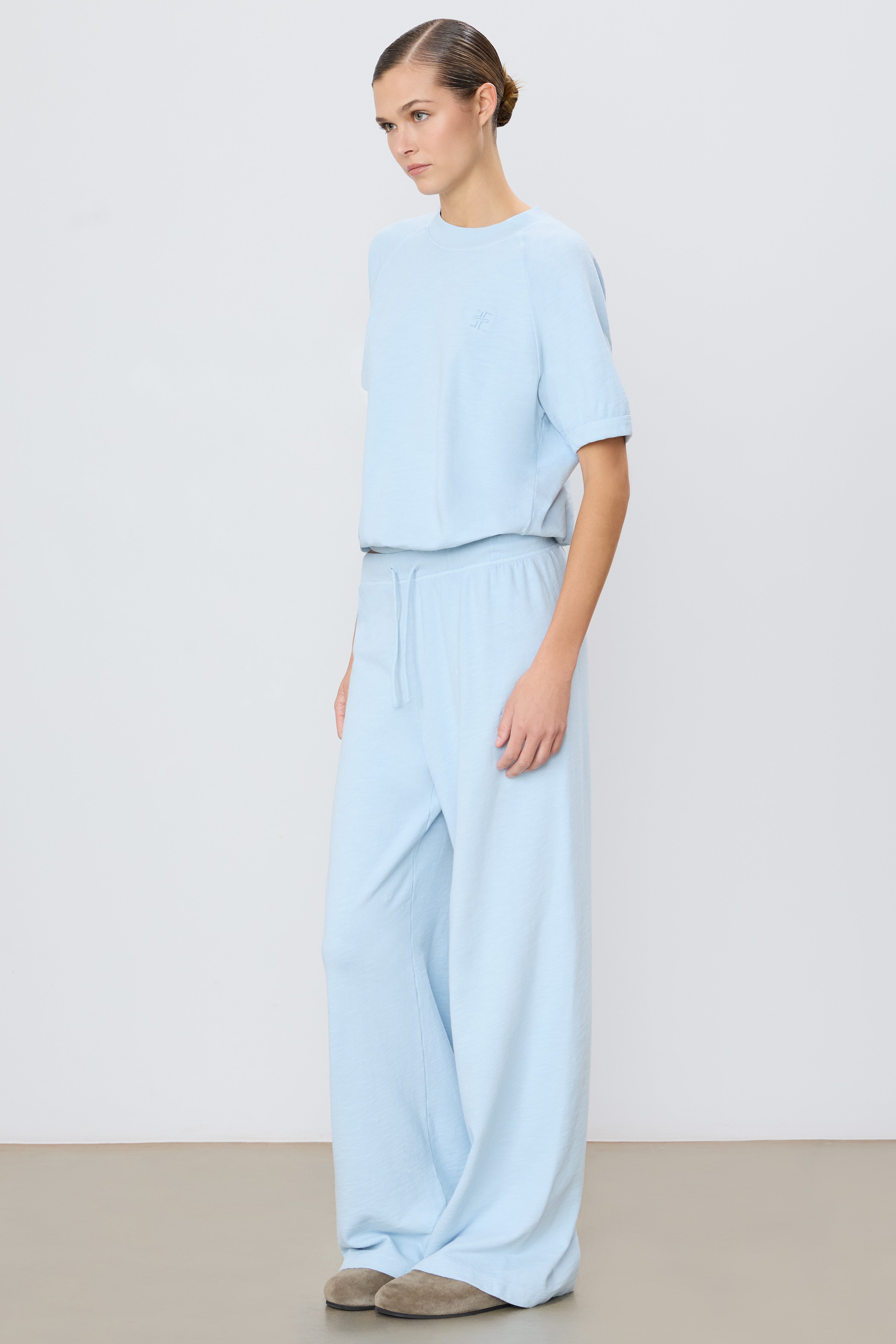 DRAWSTRING WIDE LEG SWEATPANT - ÉTERNE