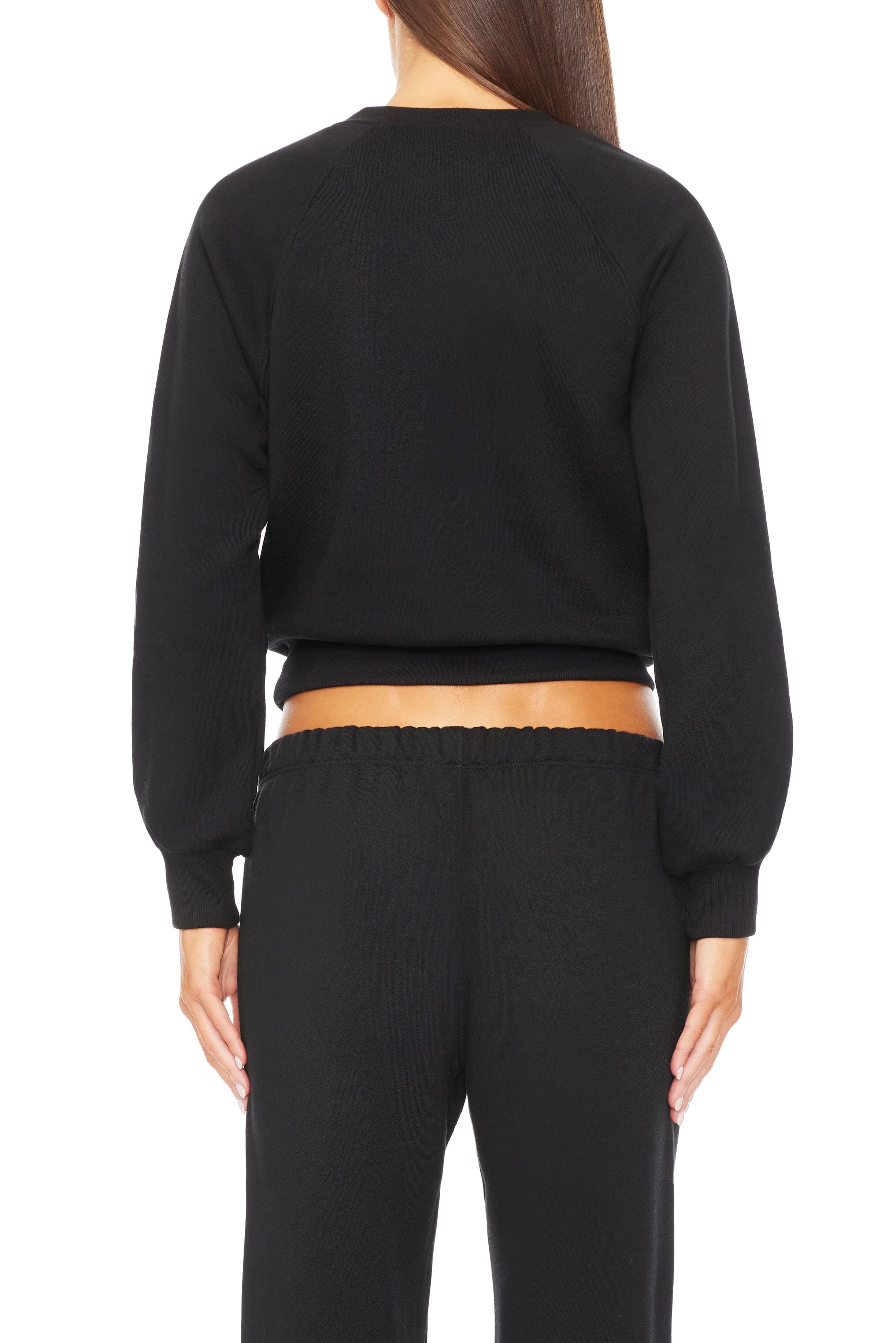 Shrunken Raglan Sweatshirt Black | ÉTERNE