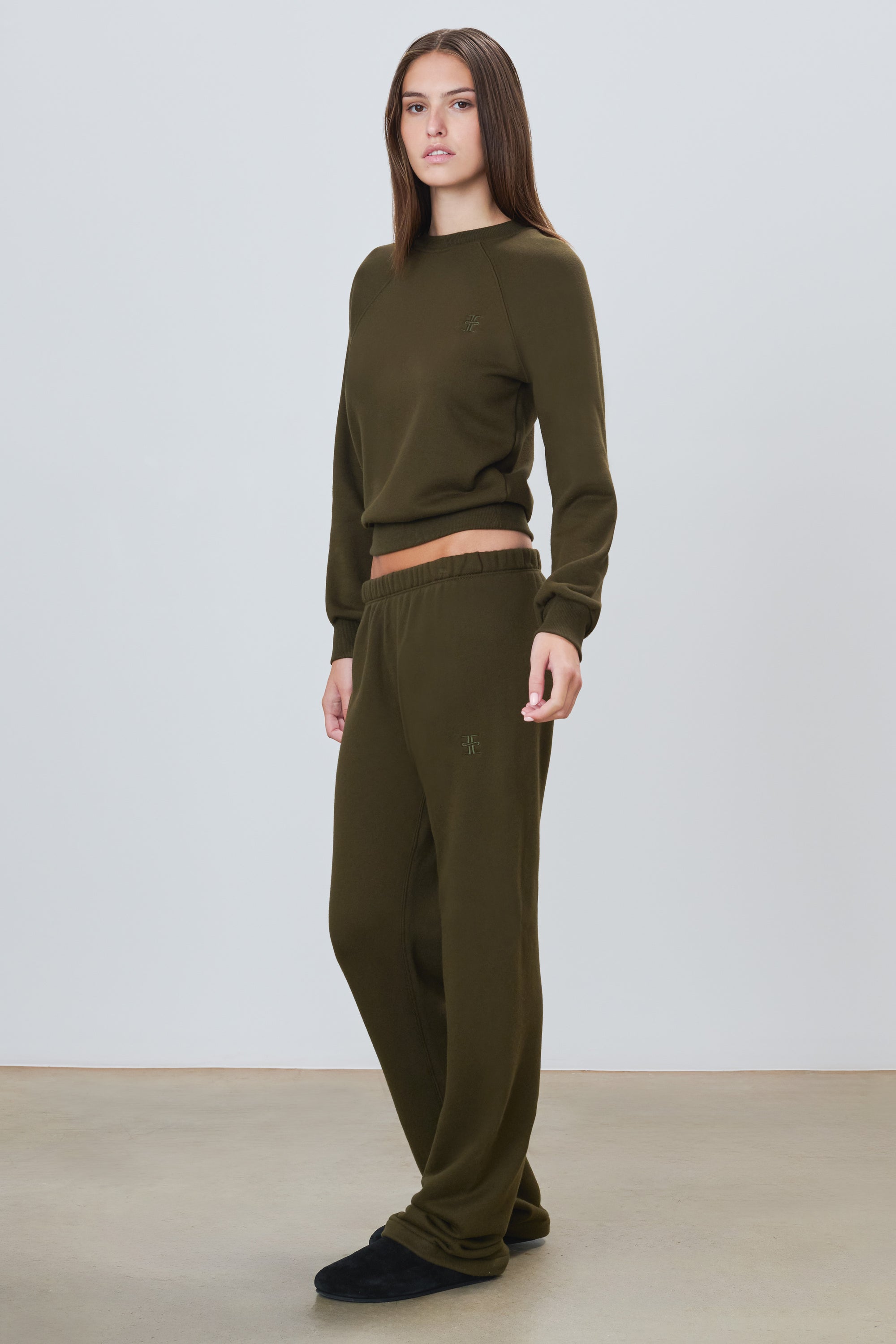 STRAIGHT LEG SWEATPANT - ÉTERNE