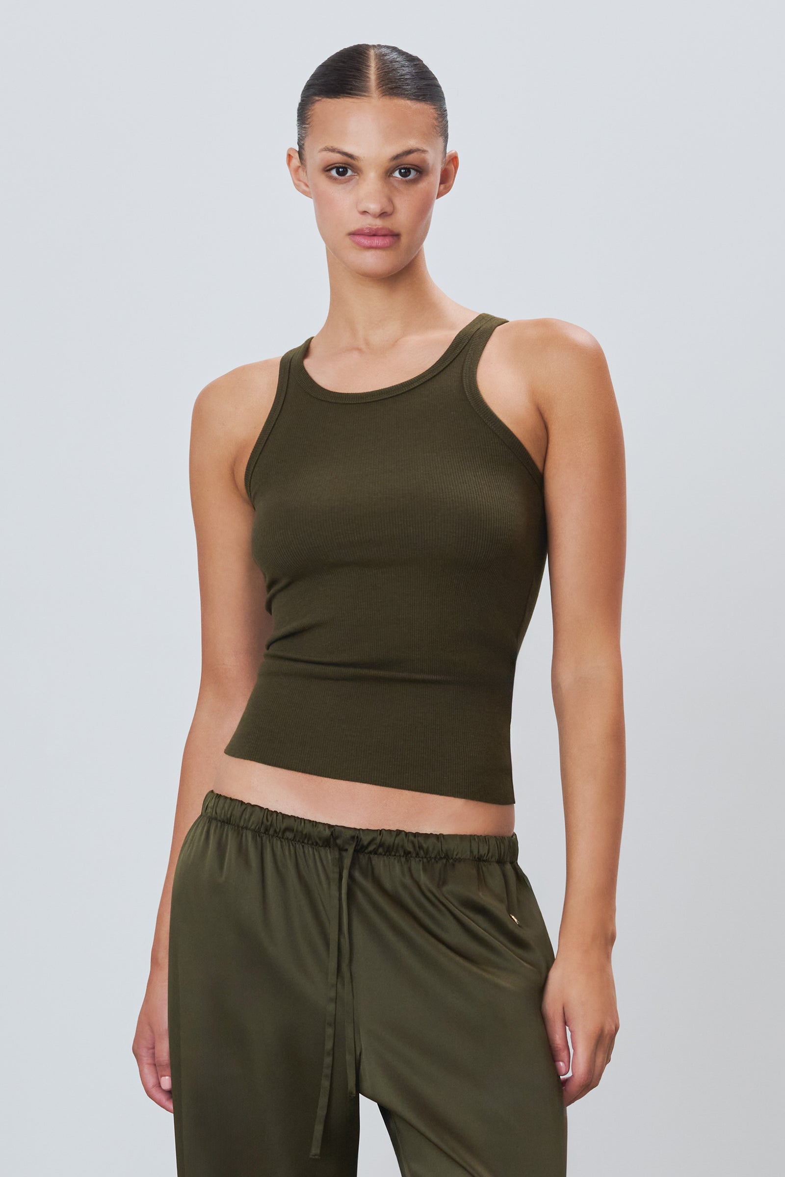 HIGH NECK FITTED TANK - ÉTERNE