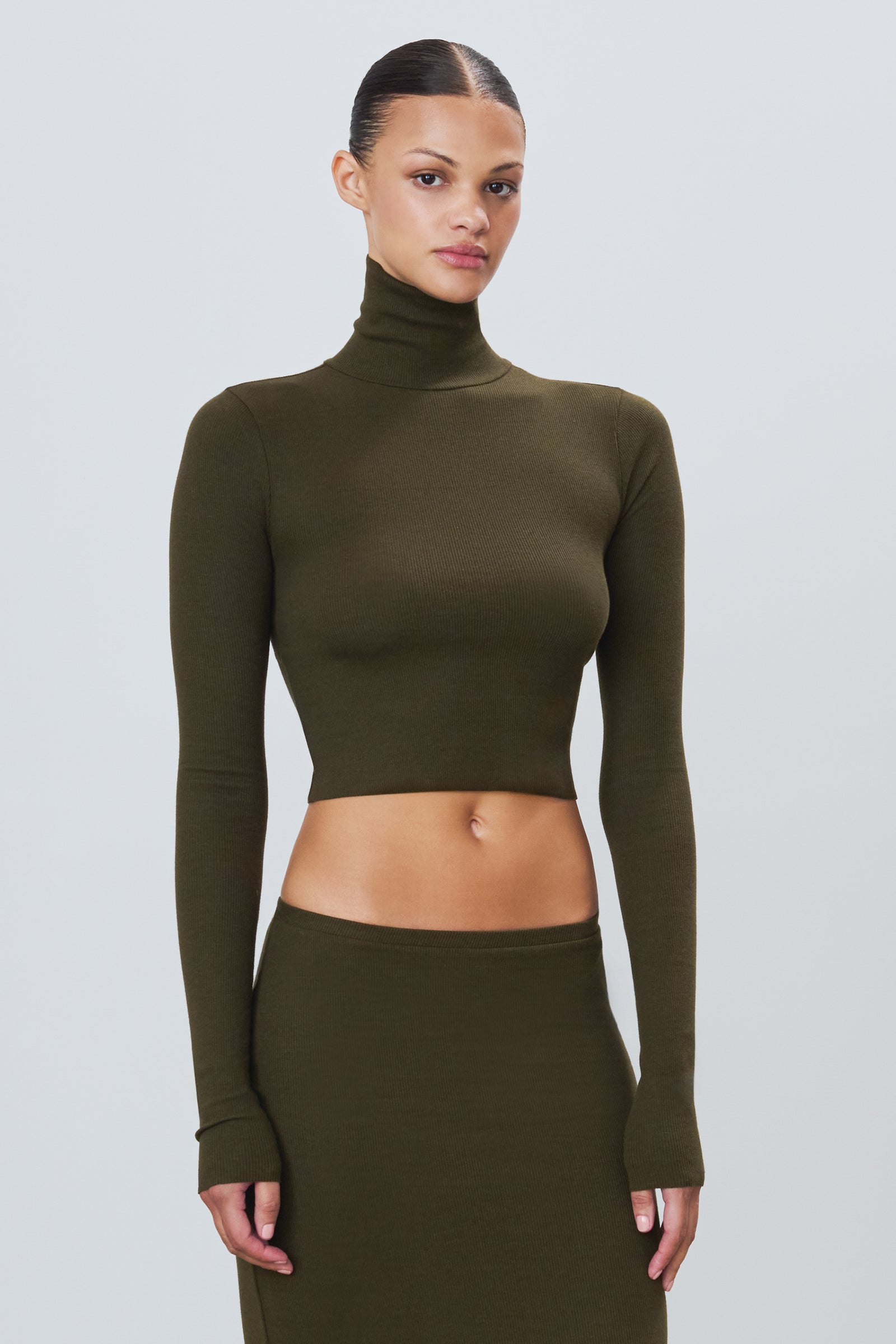 CROPPED FITTED TURTLENECK TOP - ÉTERNE
