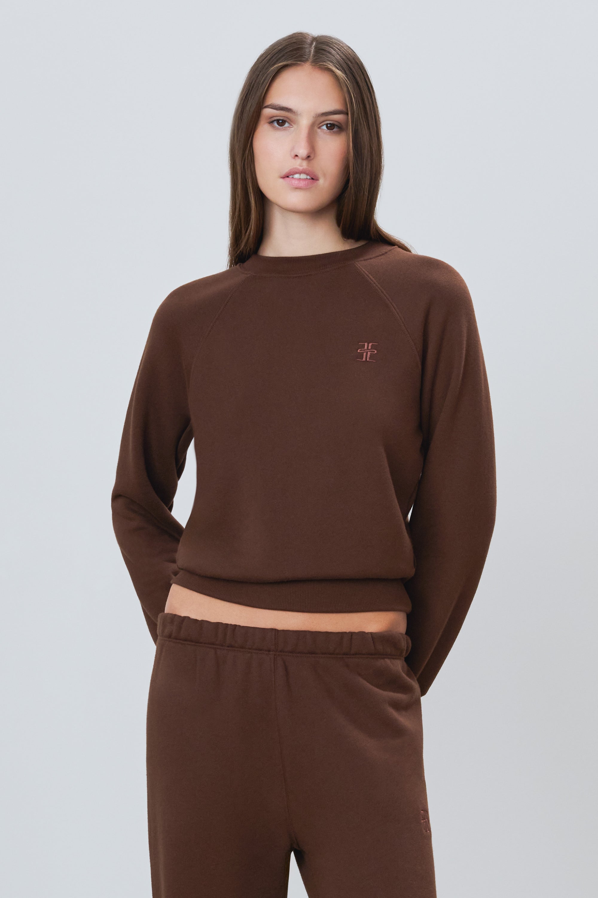 SHRUNKEN RAGLAN SWEATSHIRT - ÉTERNE
