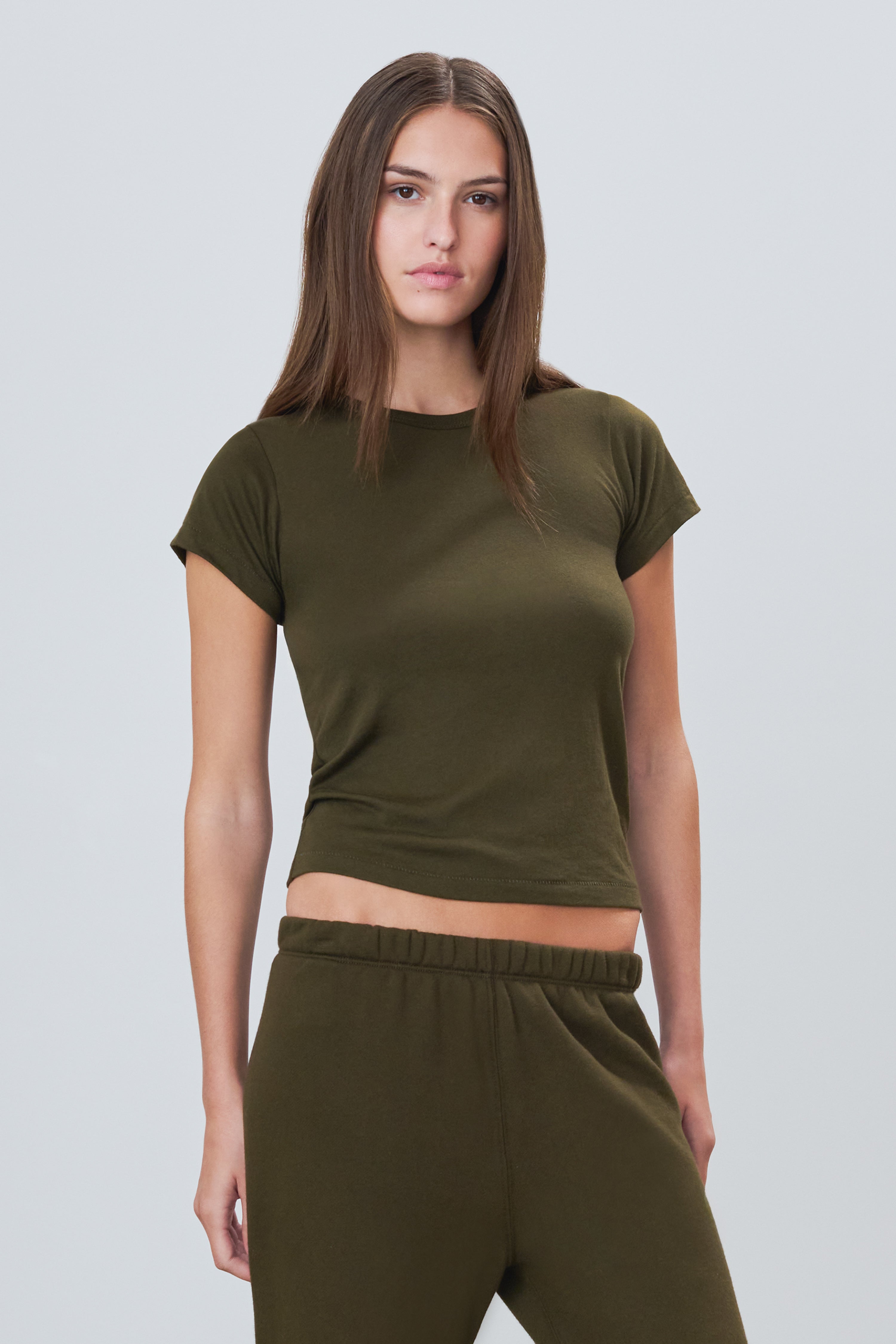 FITTED CREWNECK SHORT SLEEVE T-SHIRT MOSS