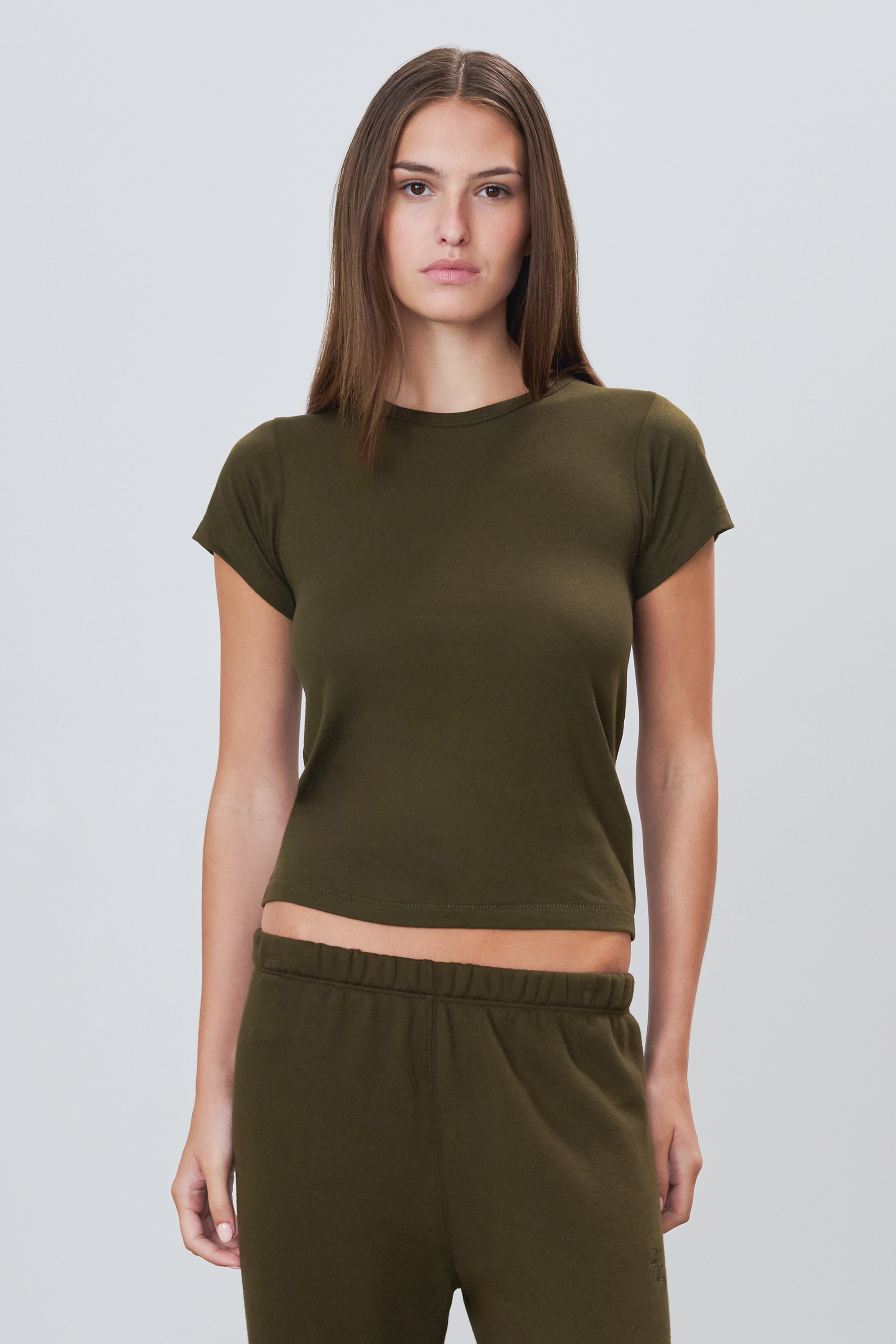 FITTED CREWNECK SHORT SLEEVE T-SHIRT MOSS