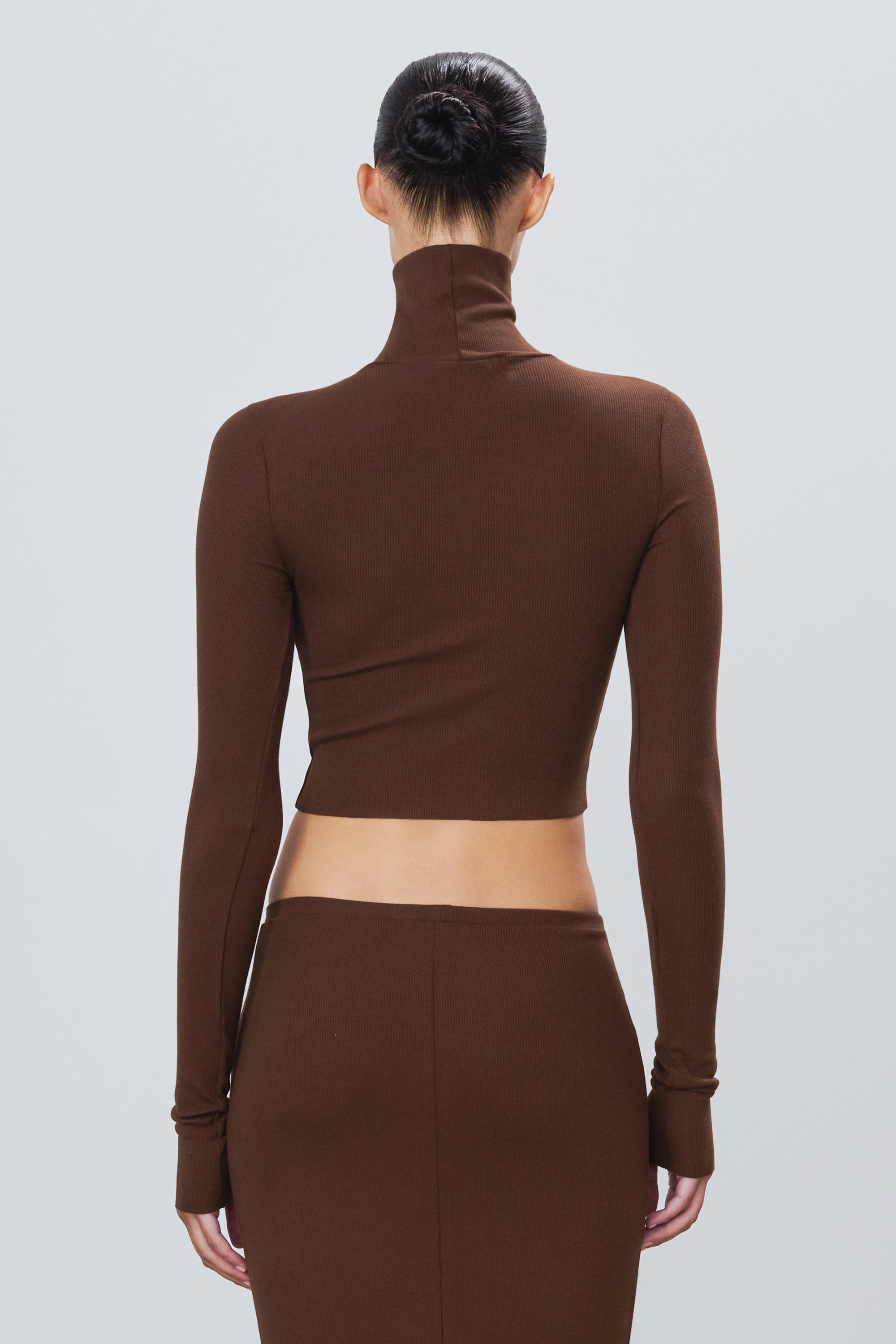 CROPPED FITTED TURTLENECK TOP - ÉTERNE