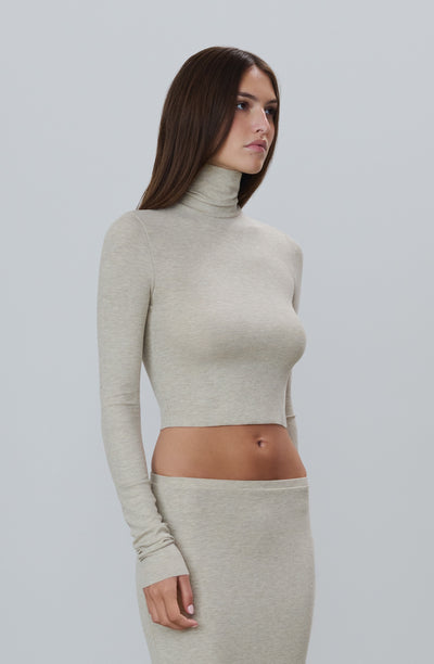 Cropped Fitted Turtleneck Top Heather Oatmeal