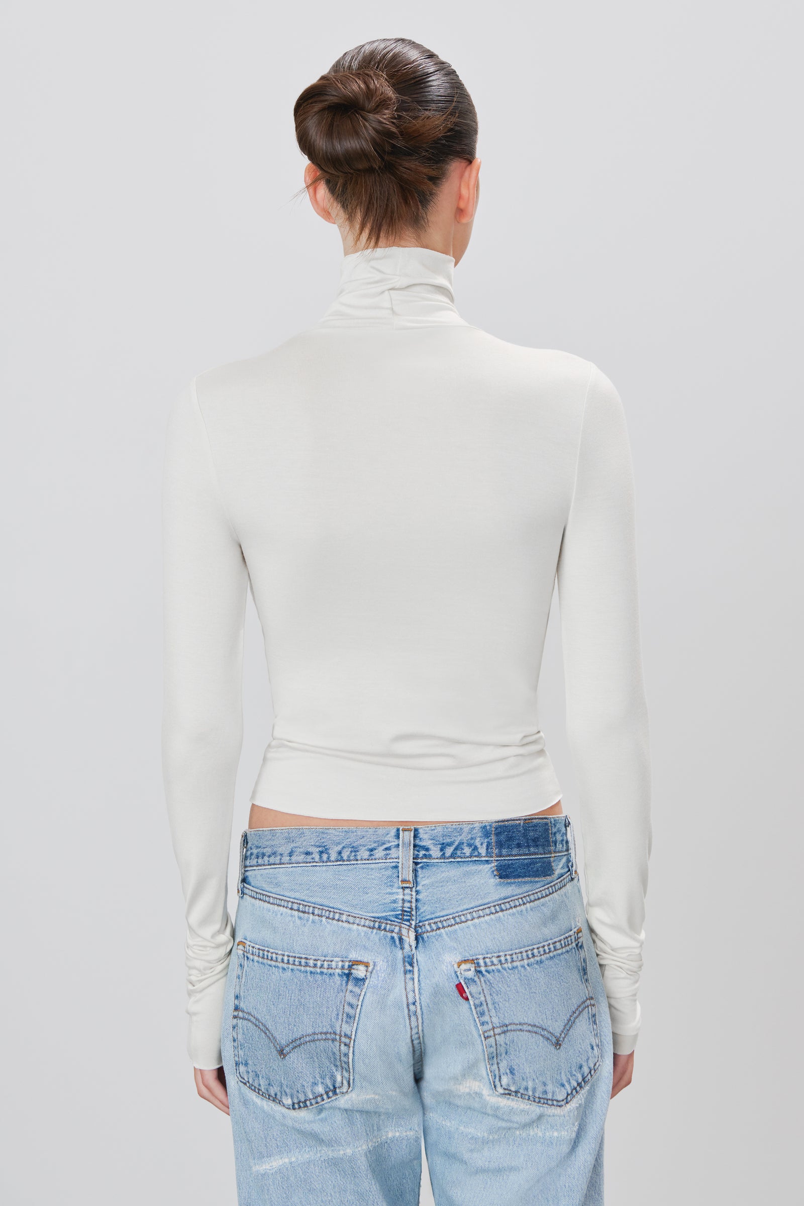 FITTED TURTLENECK TOP - ÉTERNE