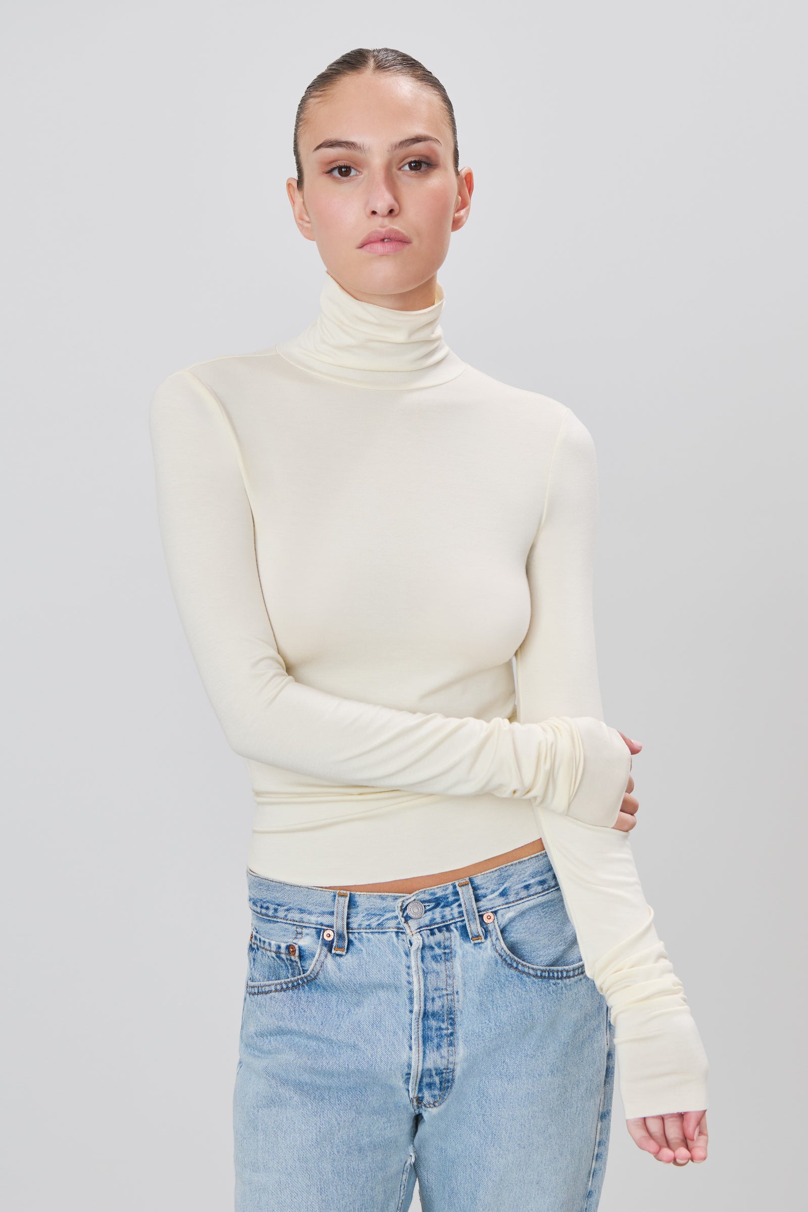 FITTED TURTLENECK TOP - ÉTERNE