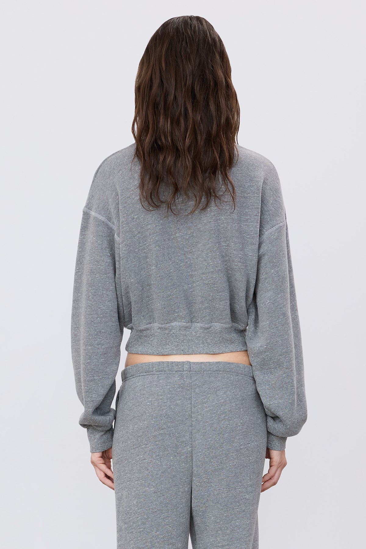 CROPPED HALF-ZIP SWEATSHIRT