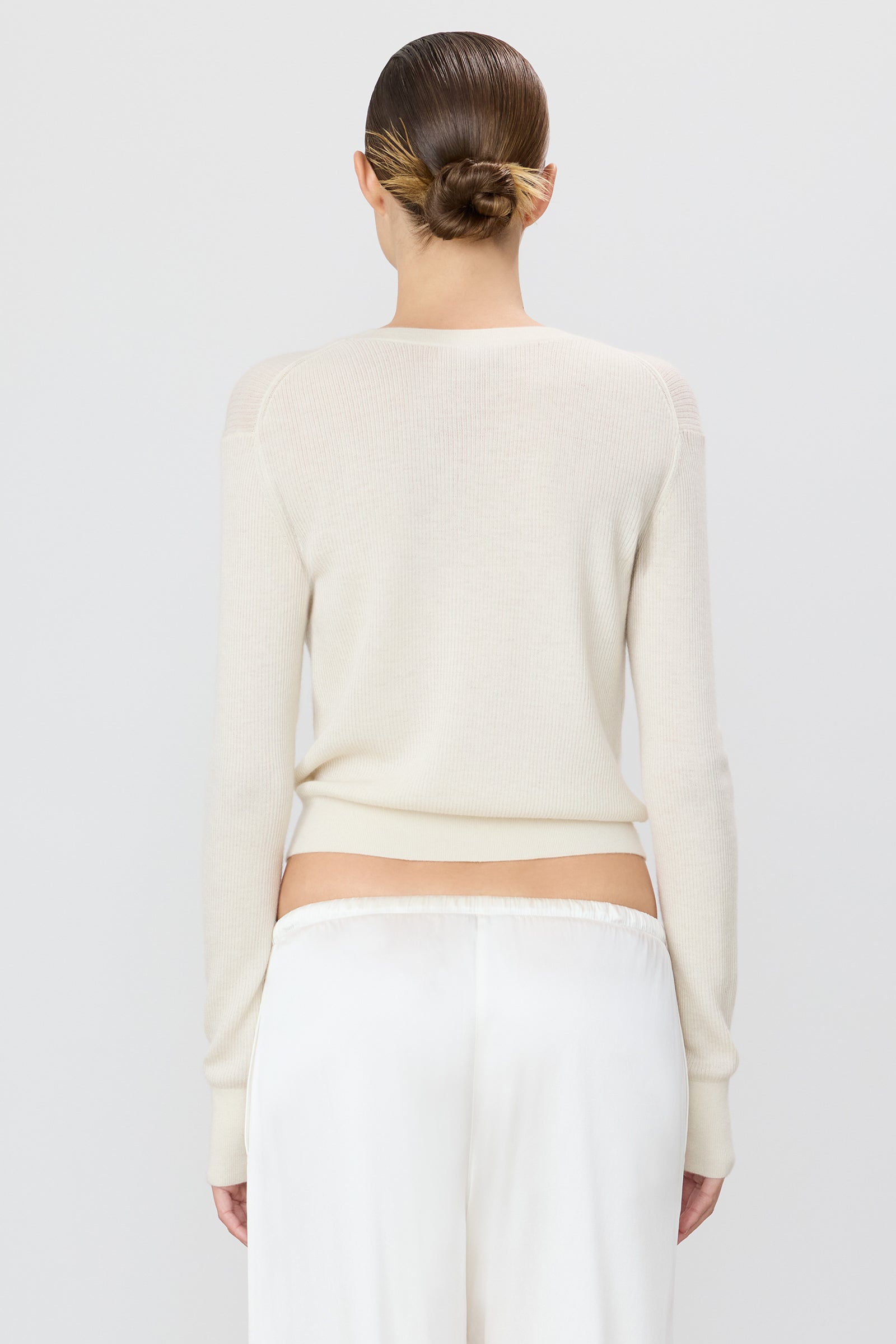 ÉTERNE RIB STITCH CLARK SWEATER