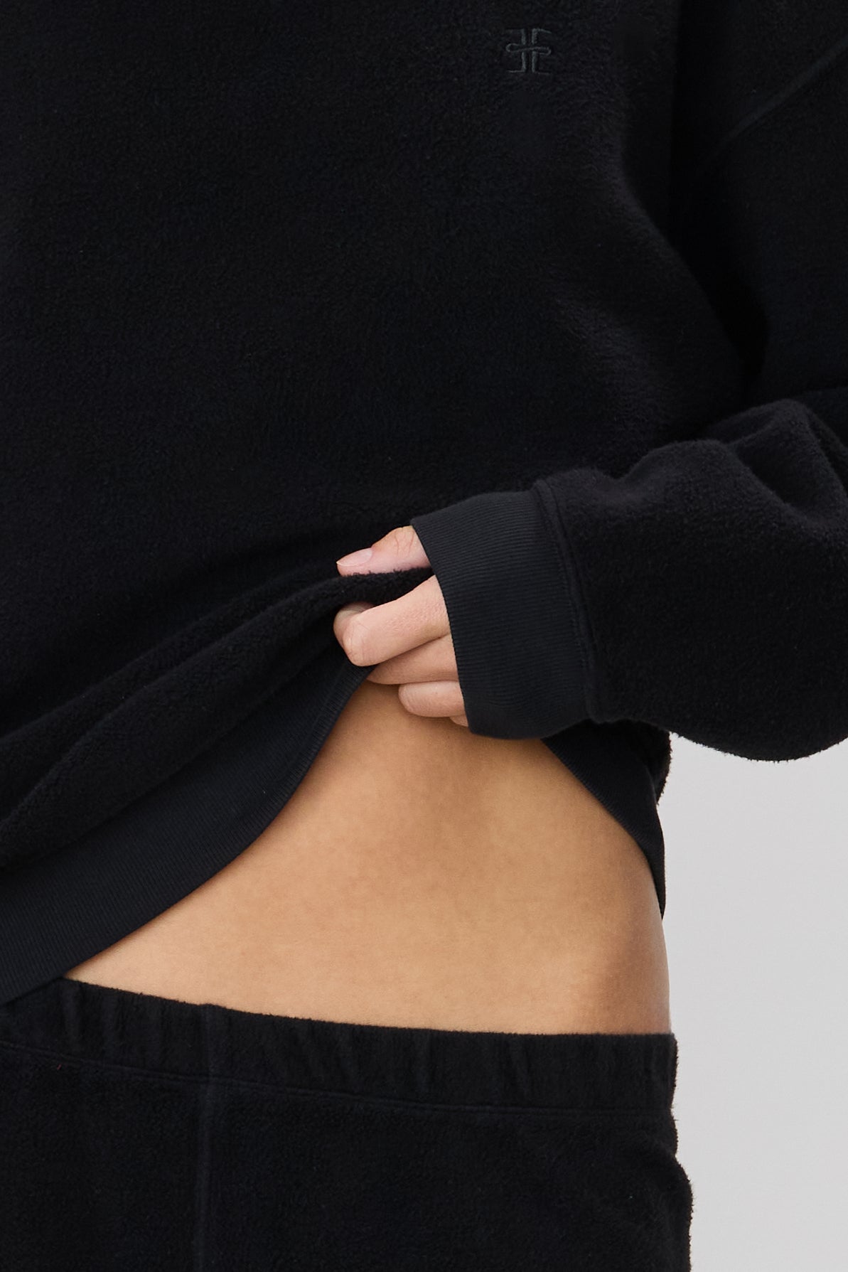 CLASSIC CREW SWEATSHIRT - ÉTERNE