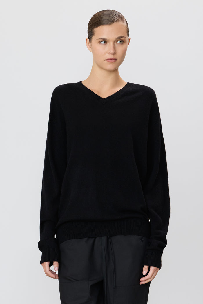 CLIVE V-NECK SWEATER