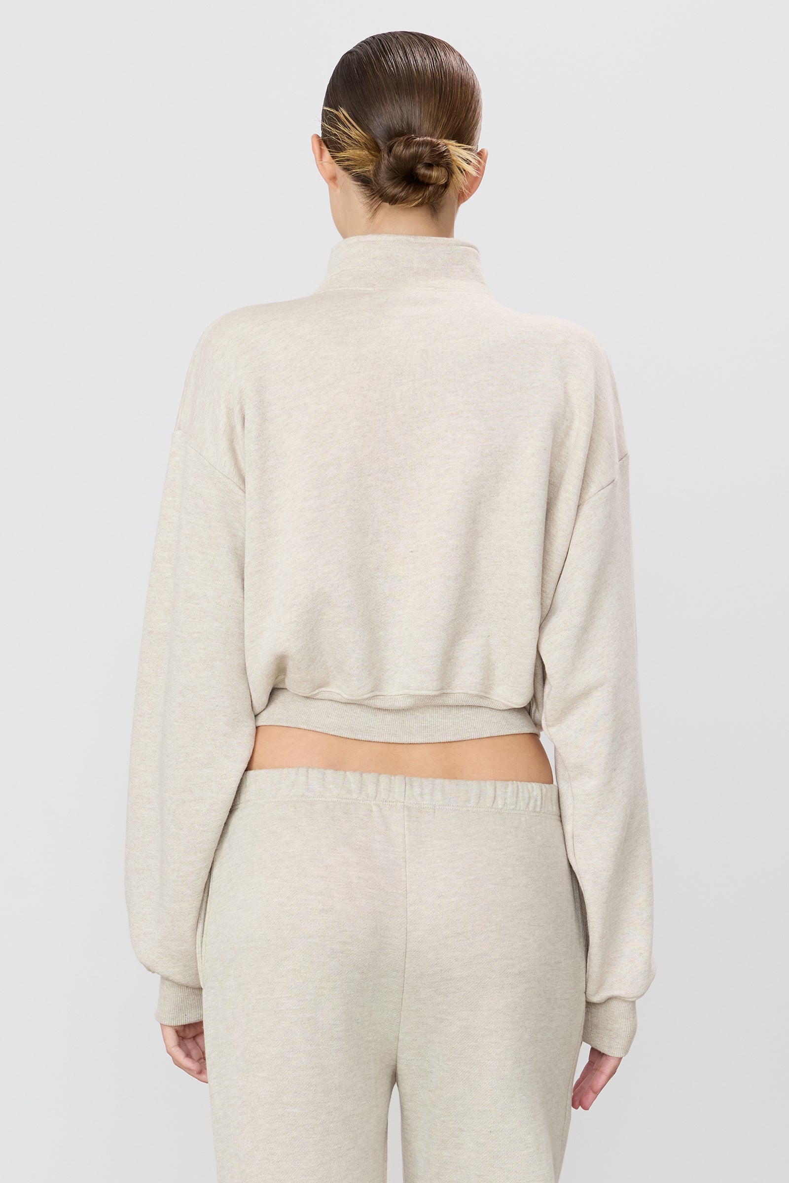 CROPPED HALF-ZIP SWEATSHIRT - ÉTERNE