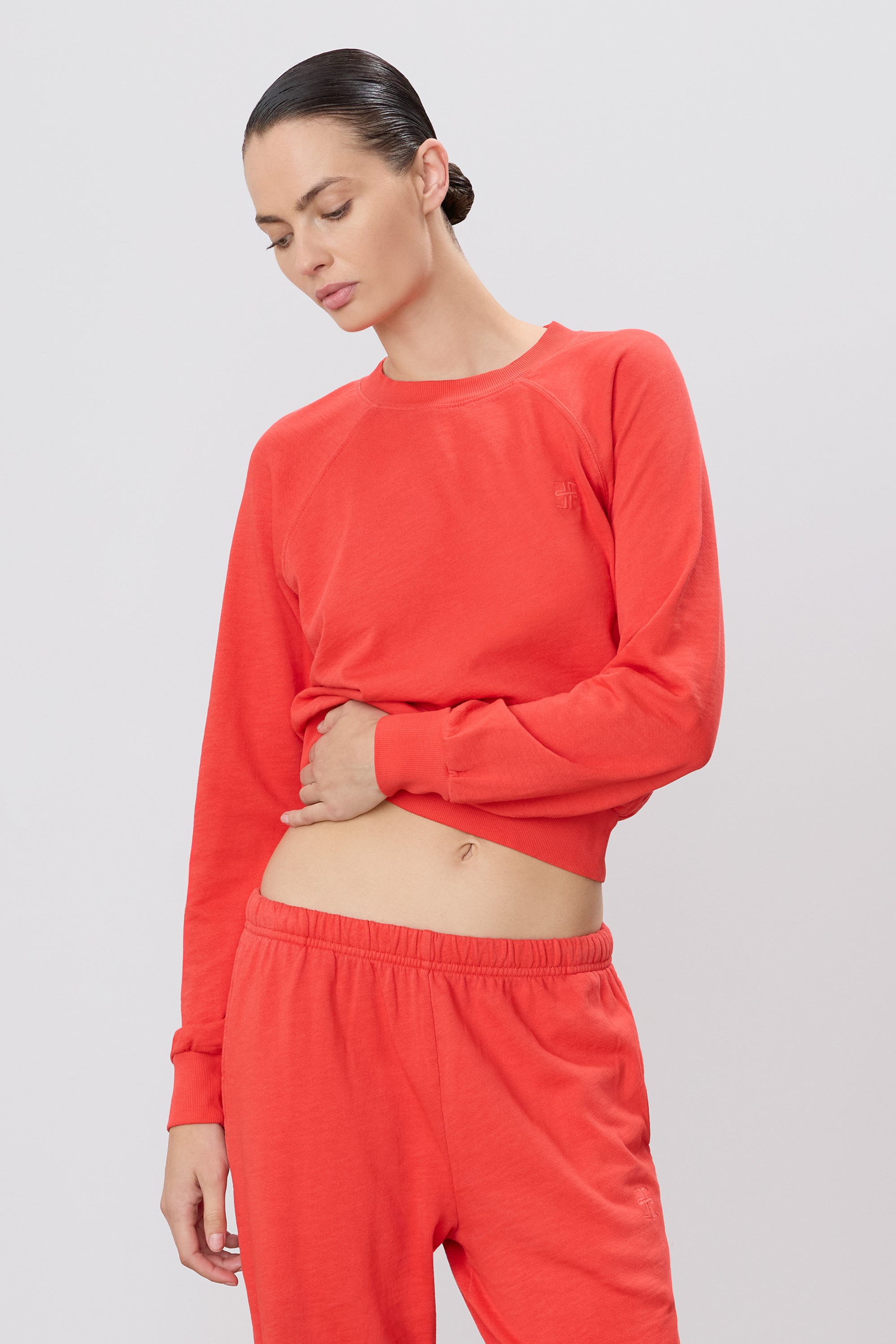 SHRUNKEN RAGLAN SWEATSHIRT - ÉTERNE
