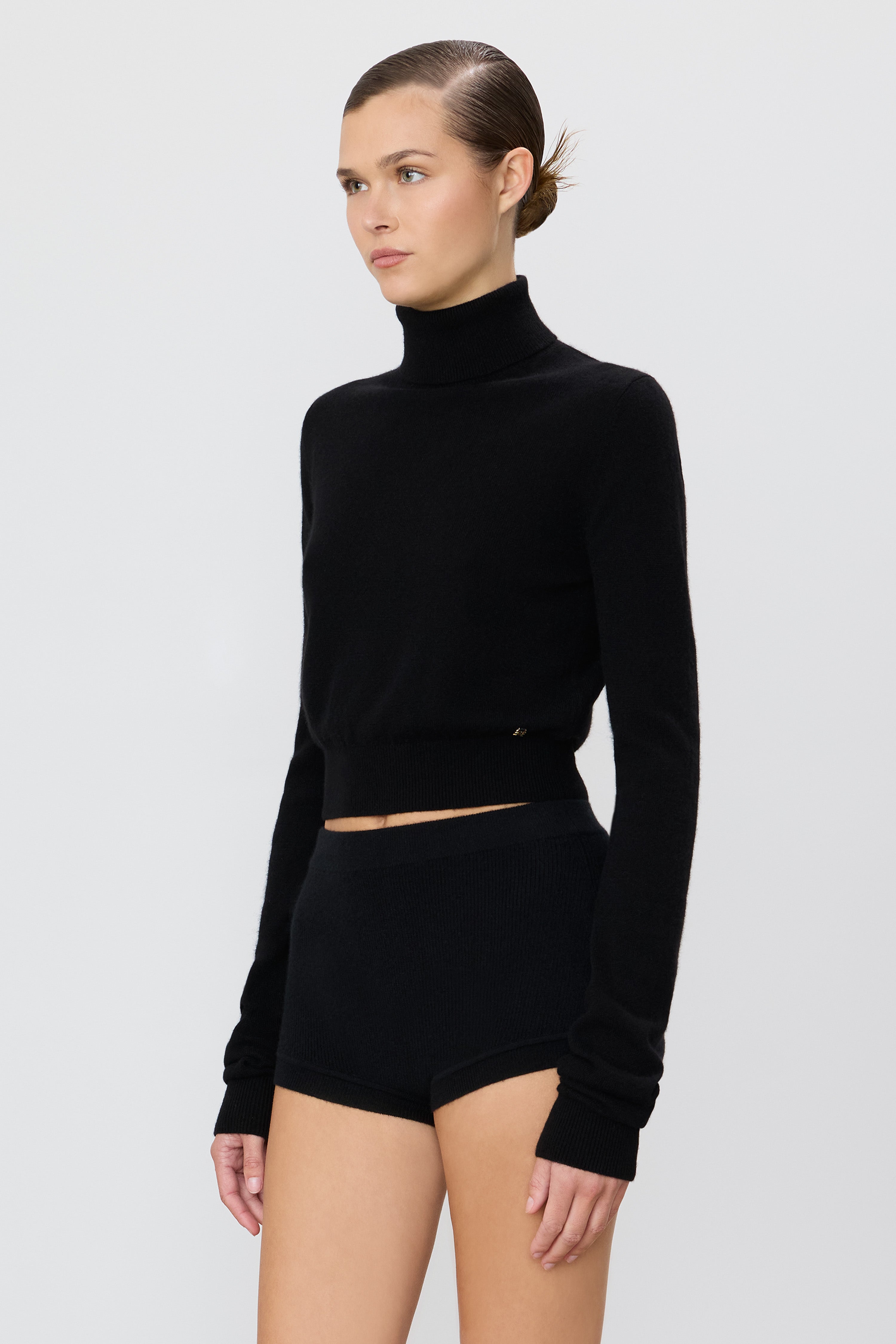 ETIENNE SWEATER