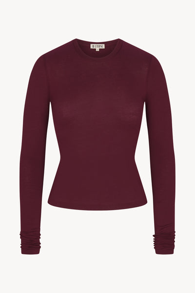 FITTED CREWNECK LONG SLEEVE T-SHIRT