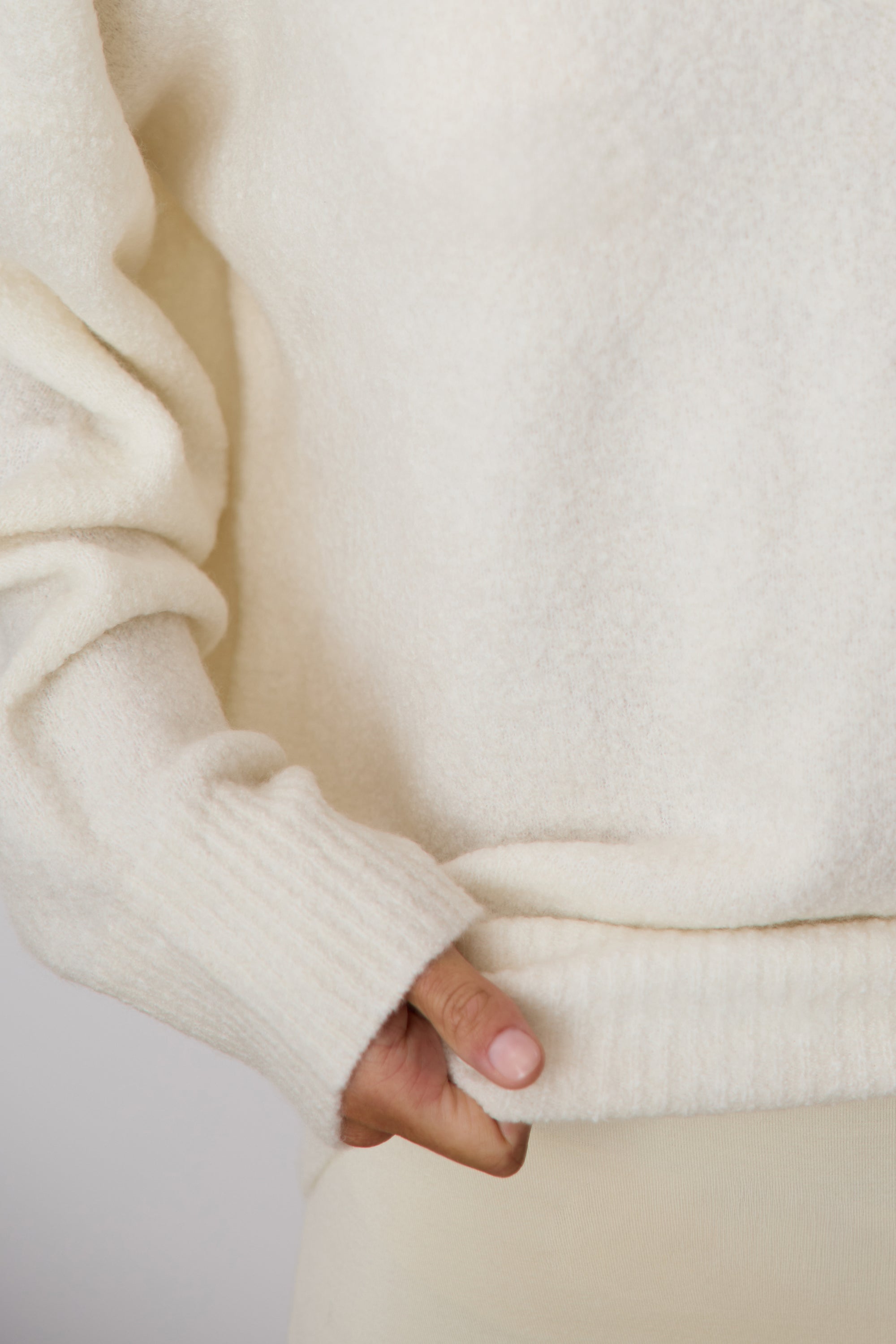 BROCK SWEATER - ÉTERNE