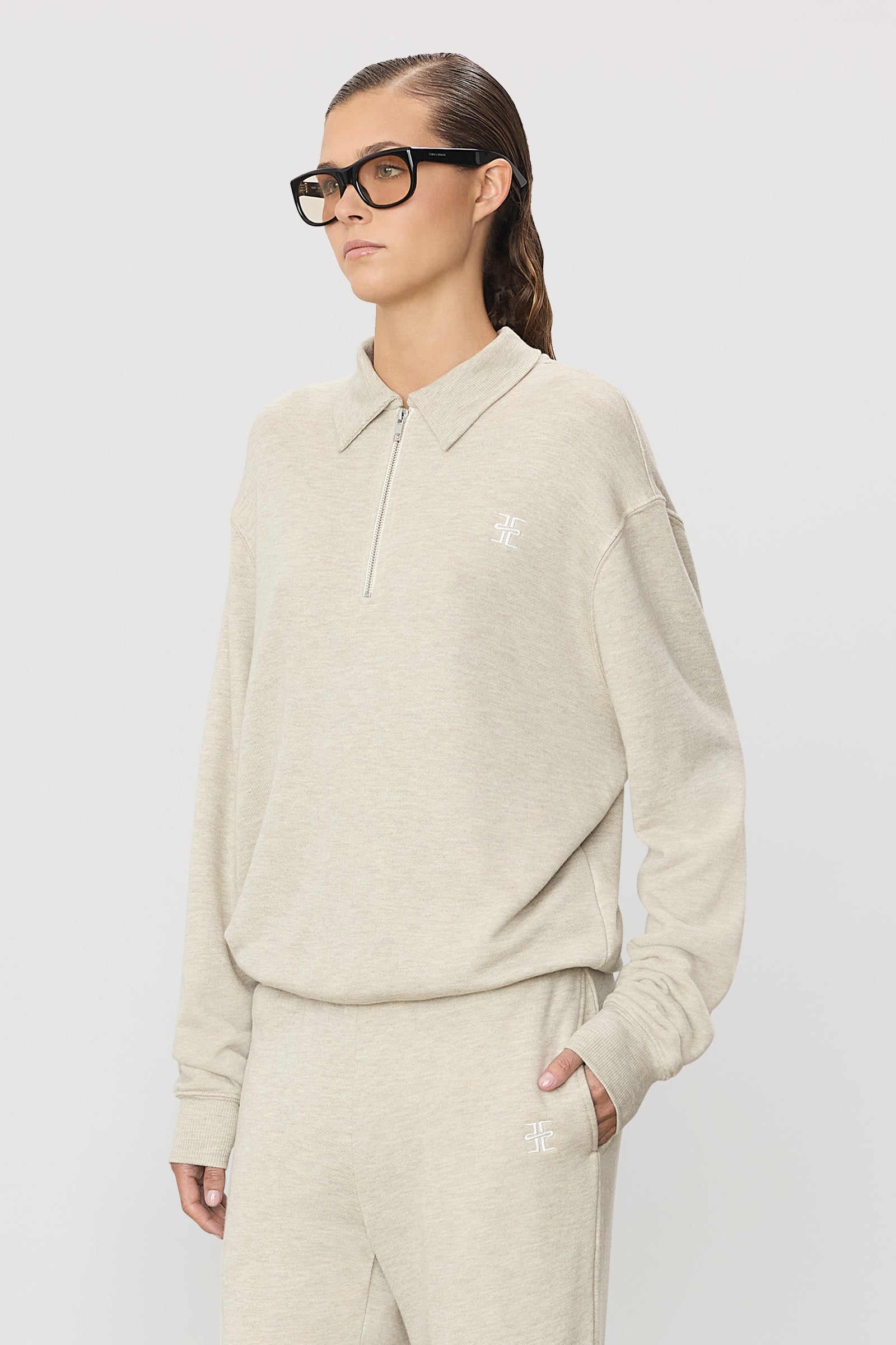 ZIP-UP POLO SWEATSHIRT - ÉTERNE