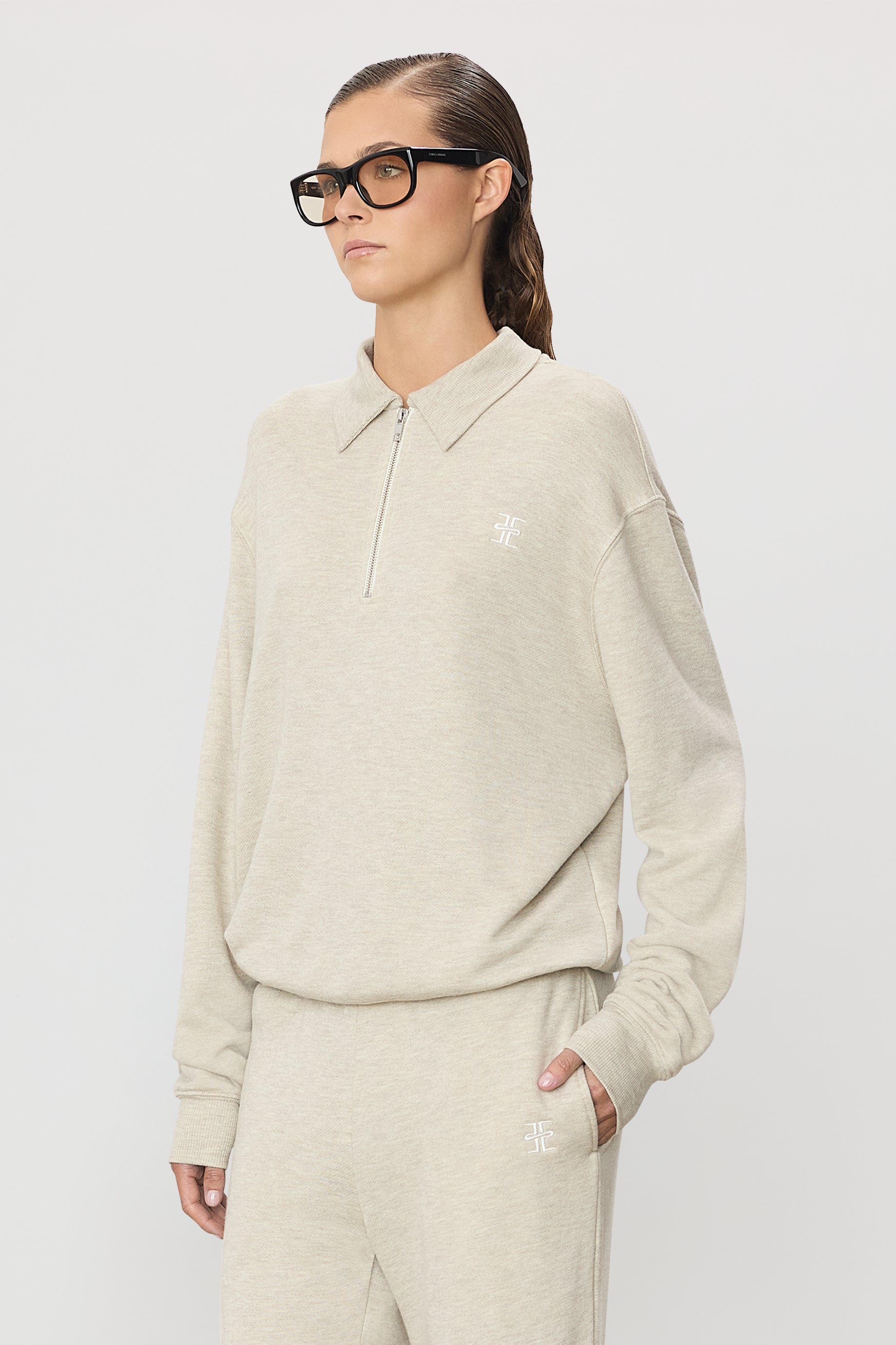 ZIP-UP POLO SWEATSHIRT - ÉTERNE