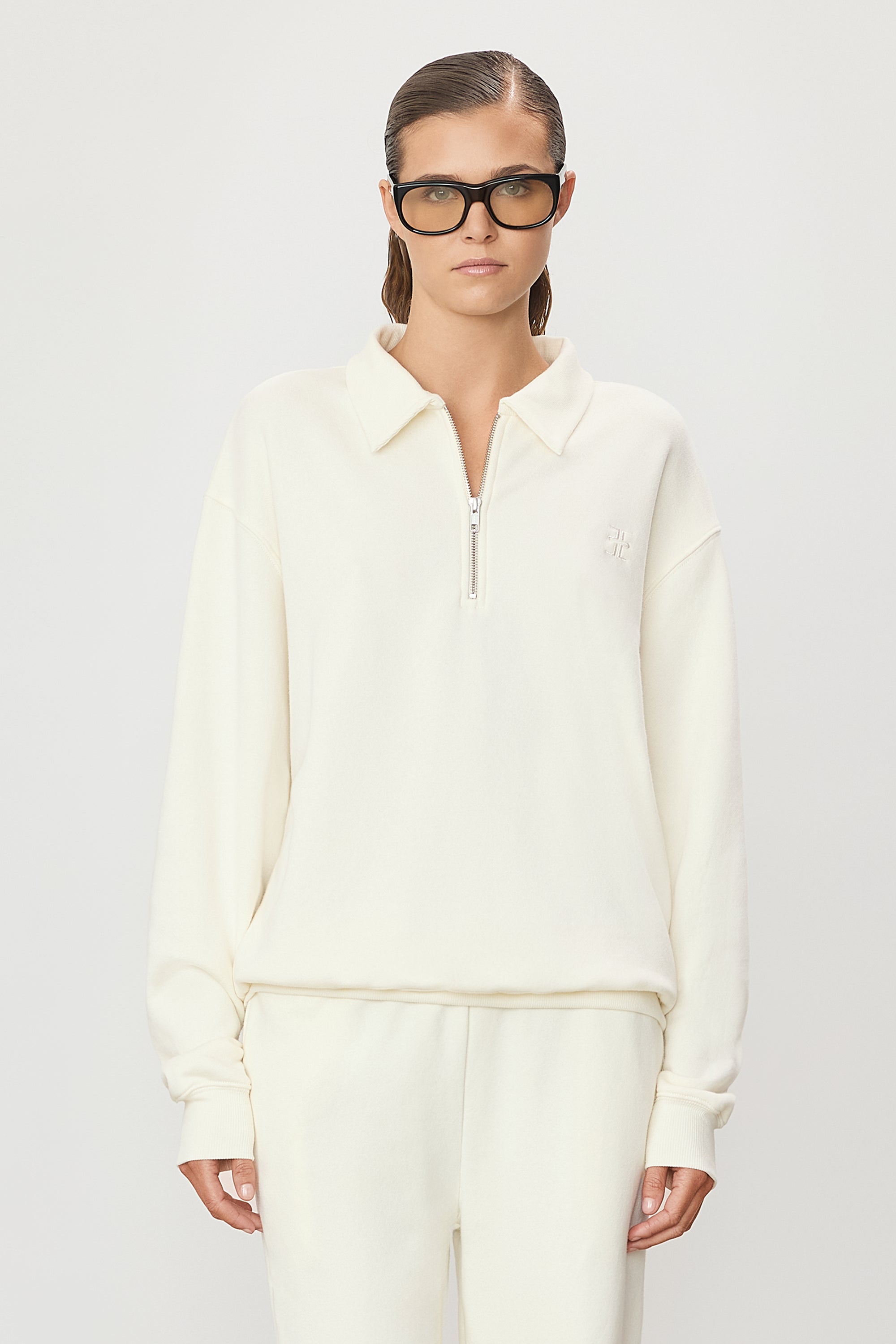 Zip-up Polo Sweatshirt Cream - ÉTERNE
