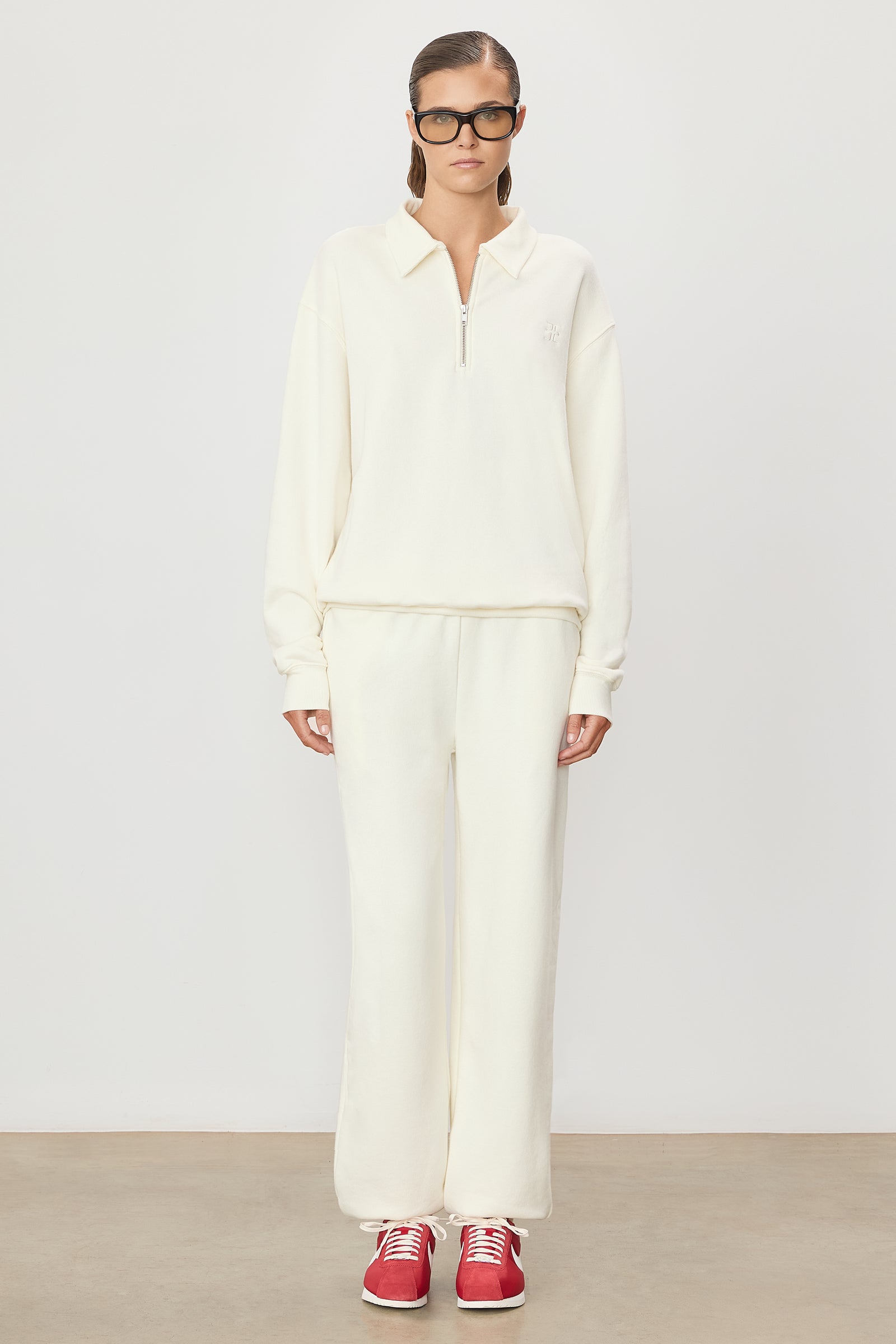 Boyfriend Pocket Sweatpant Cream - ÉTERNE