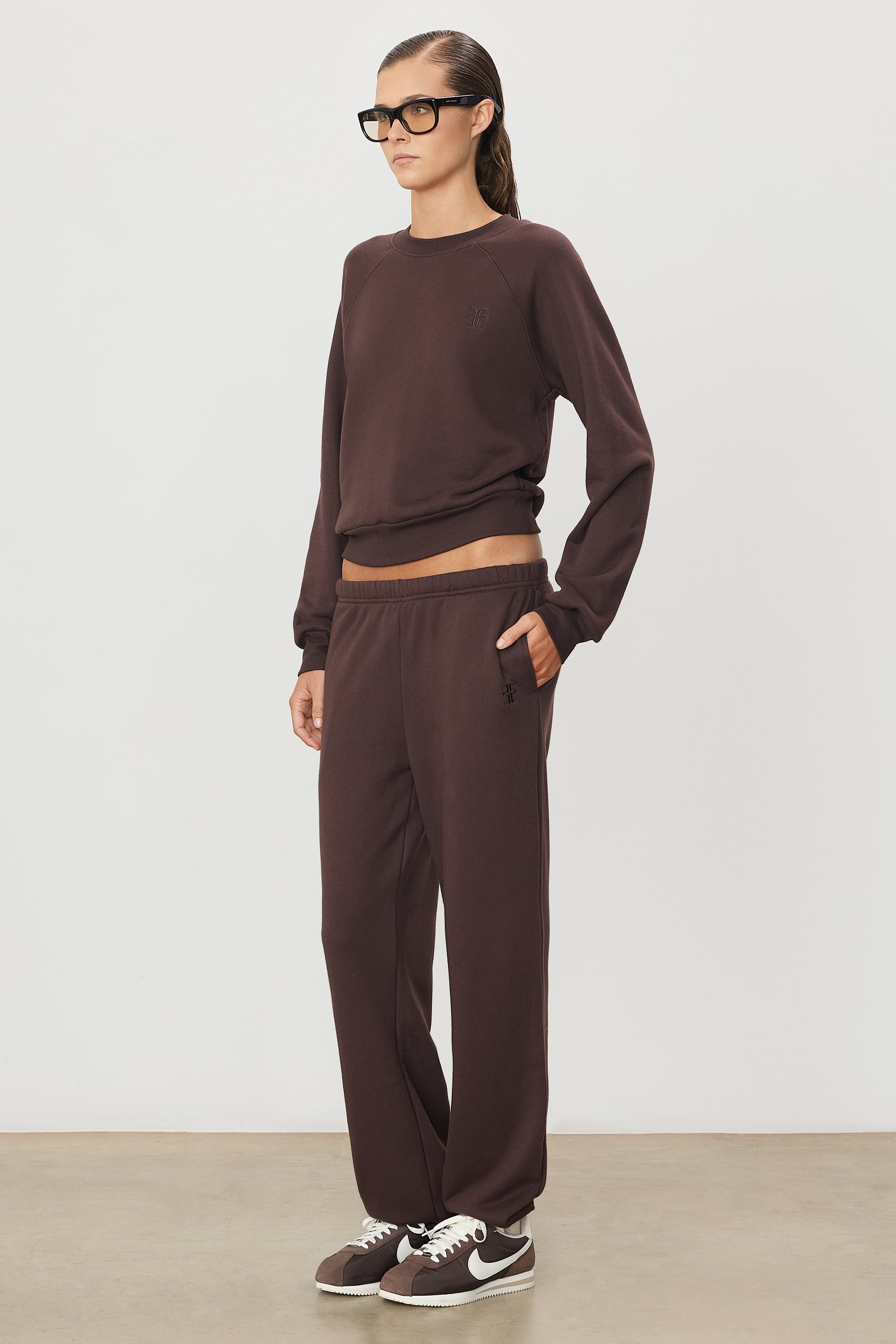 Boyfriend Pocket Sweatpant Espresso - ÉTERNE