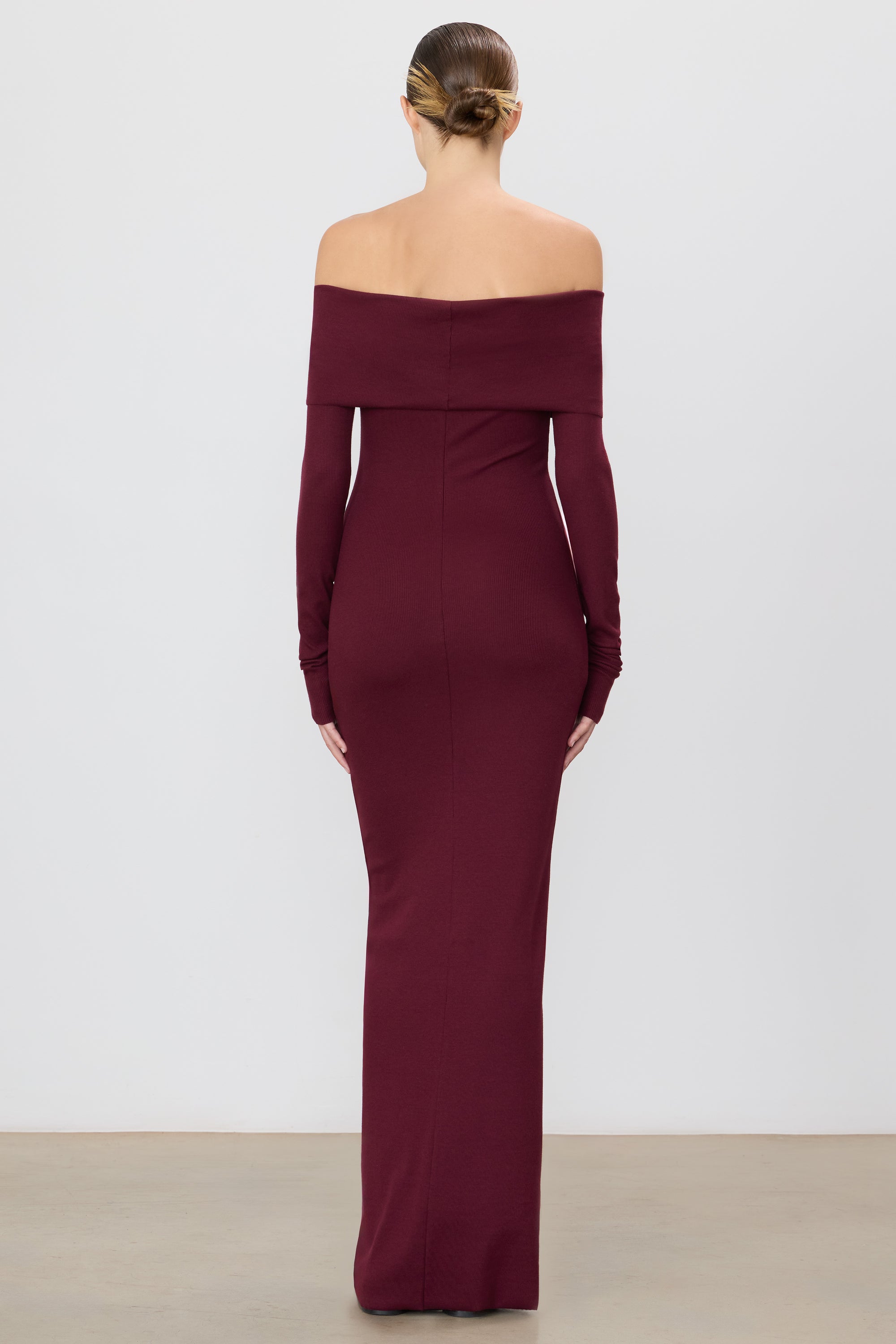 LONG SLEEVE OFF-SHOULDER MAXI DRESS - ÉTERNE