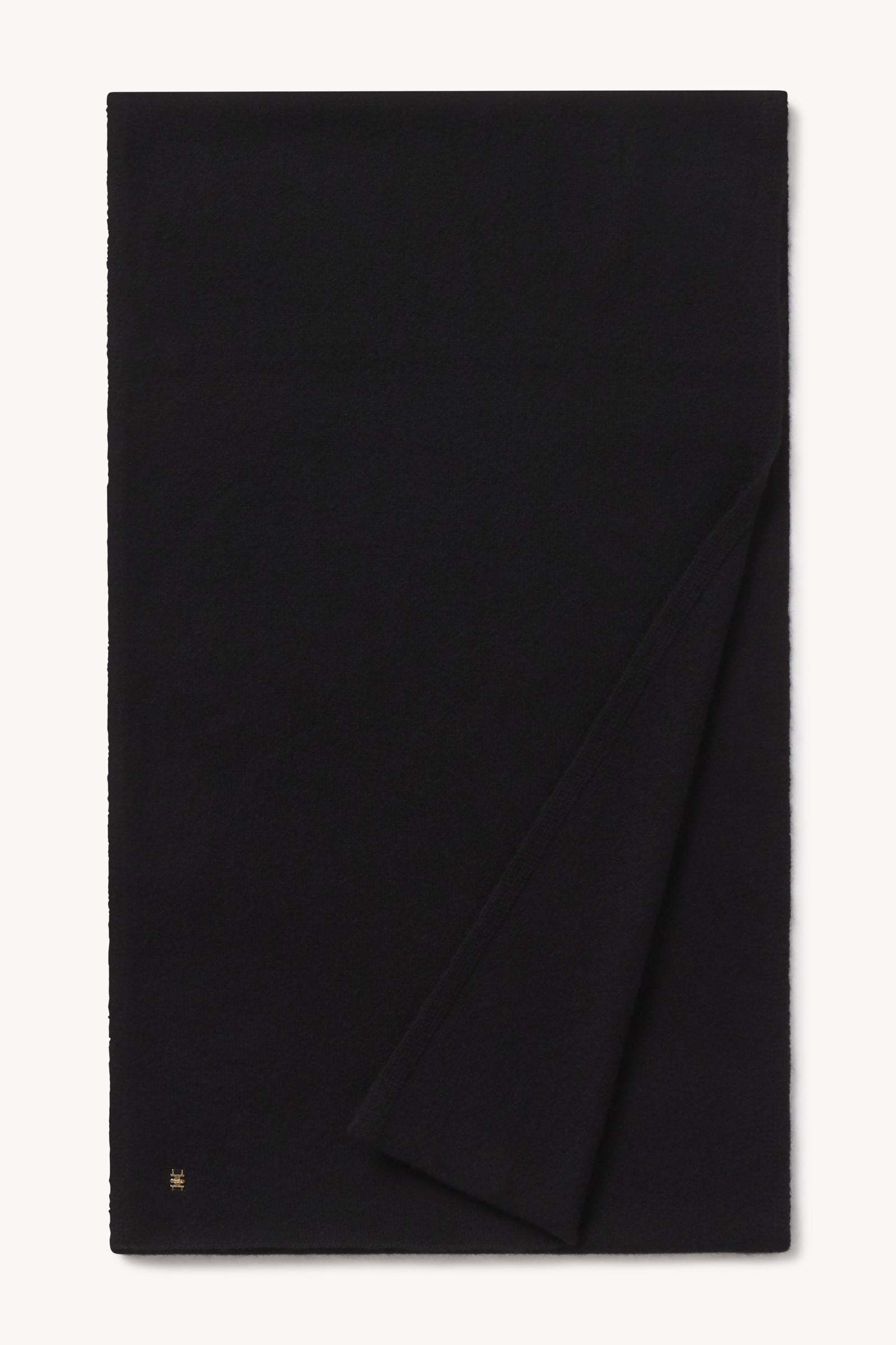 LUCA SCARF - ÉTERNE