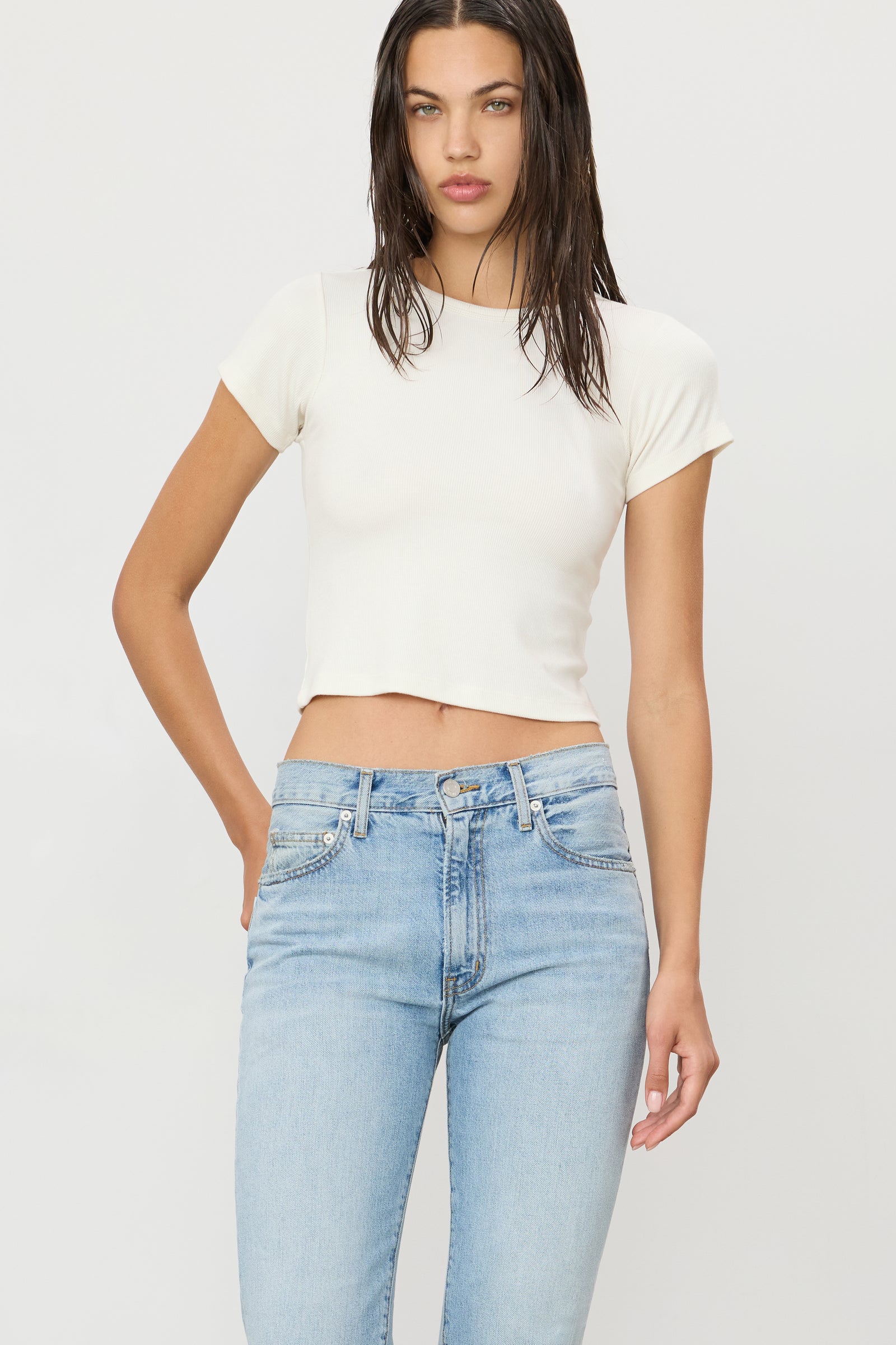 CHLOÉ JEAN - ÉTERNE