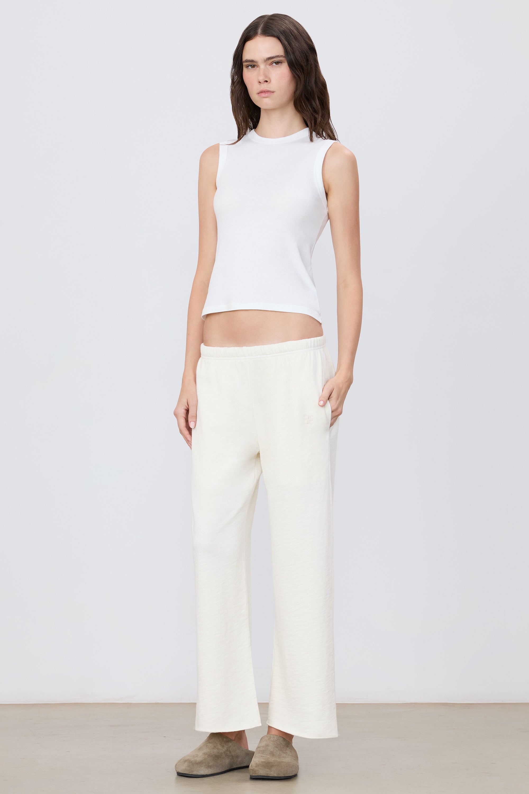 CROPPED WIDE LEG SWEATPANT