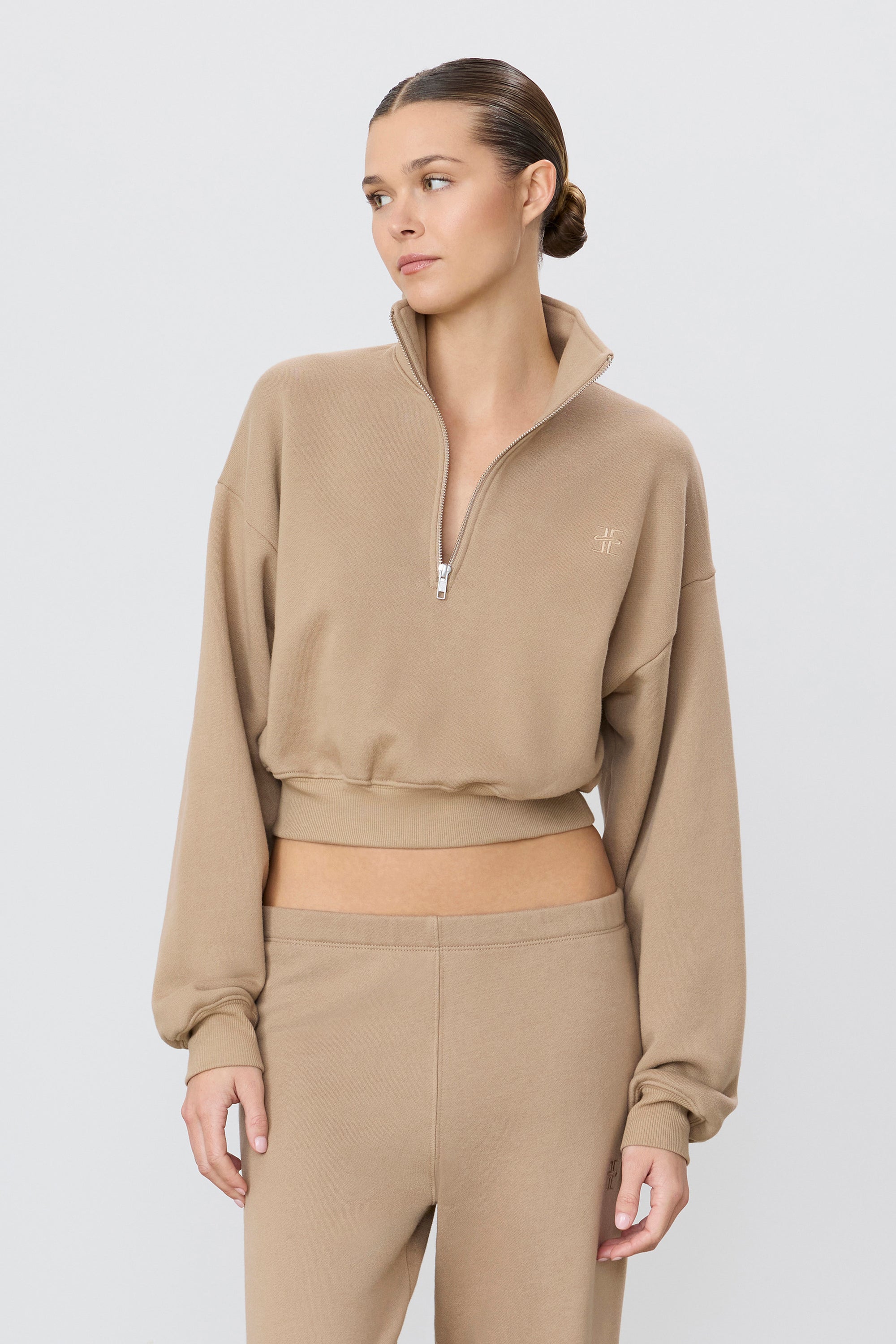 ÉTERNE CROPPED HALF-ZIP SWEATSHIRT