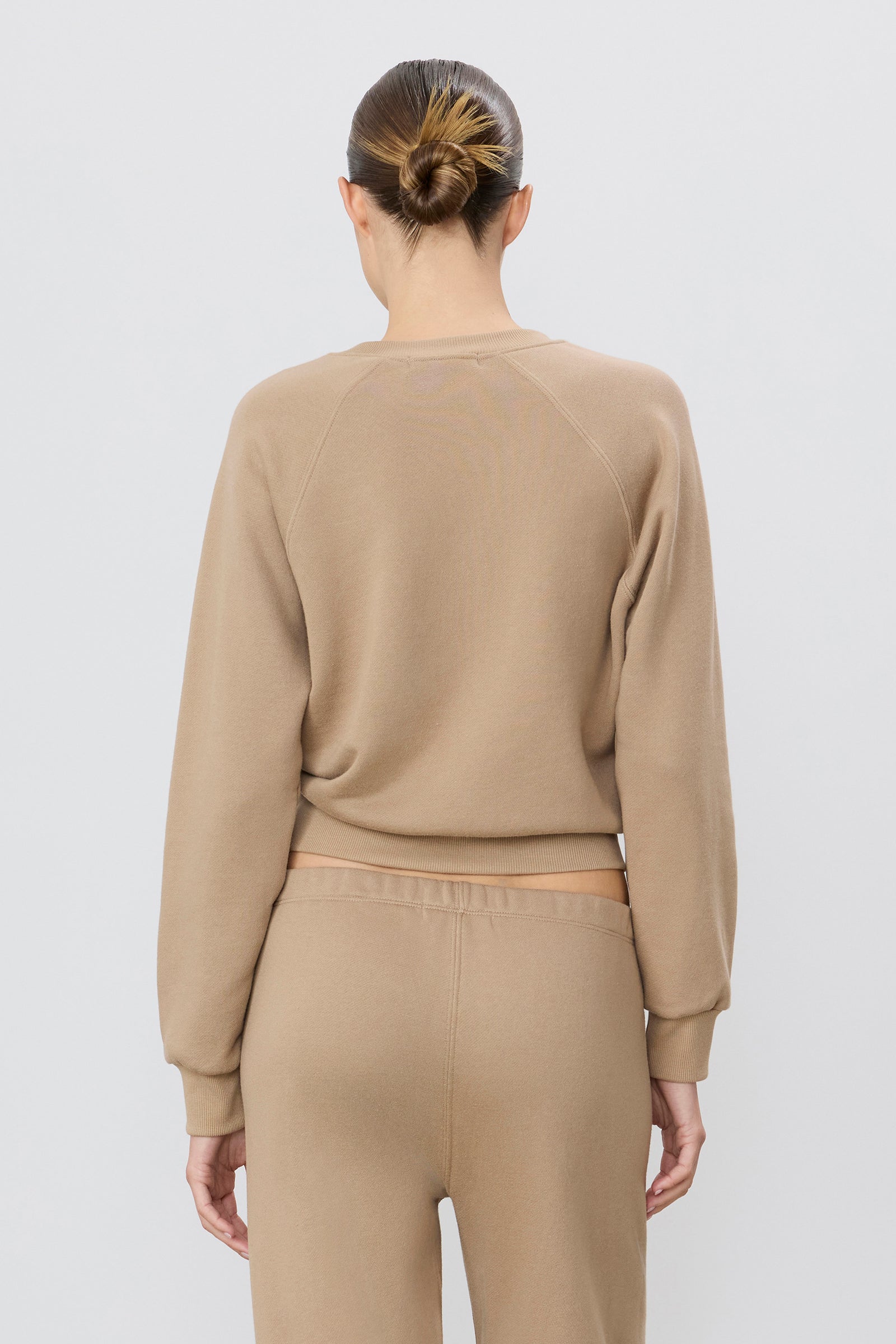 ÉTERNE SHRUNKEN RAGLAN SWEATSHIRT