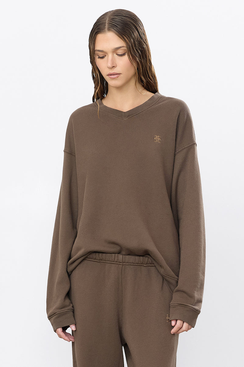 OVERSIZED V-NECK SWEATSHIRT