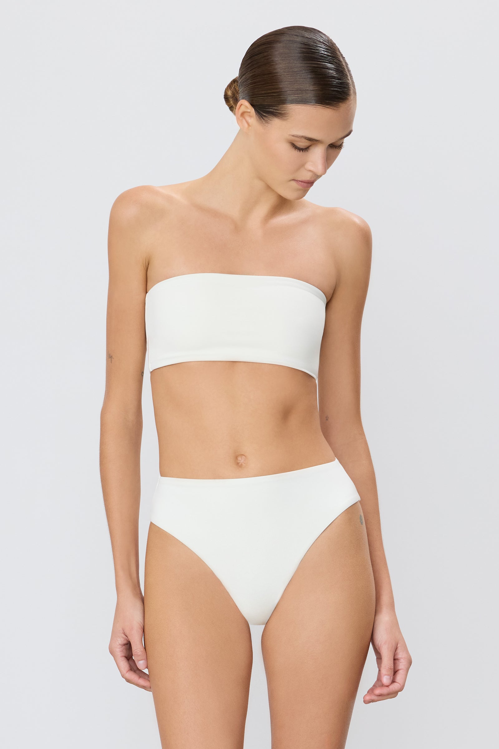 KAIA BOTTOM - ÉTERNE