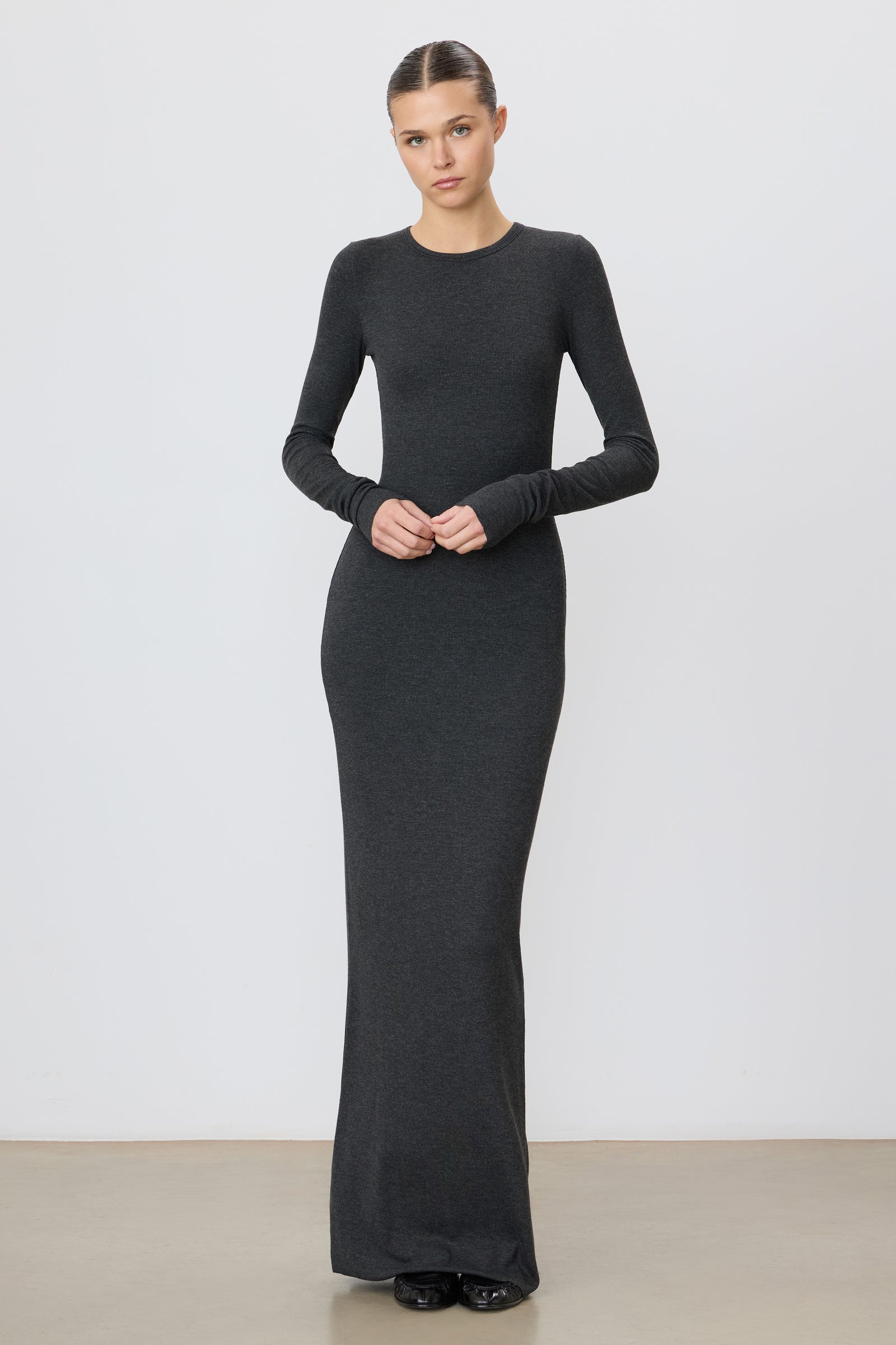 ÉTERNE LONG SLEEVE CREWNECK MAXI DRESS