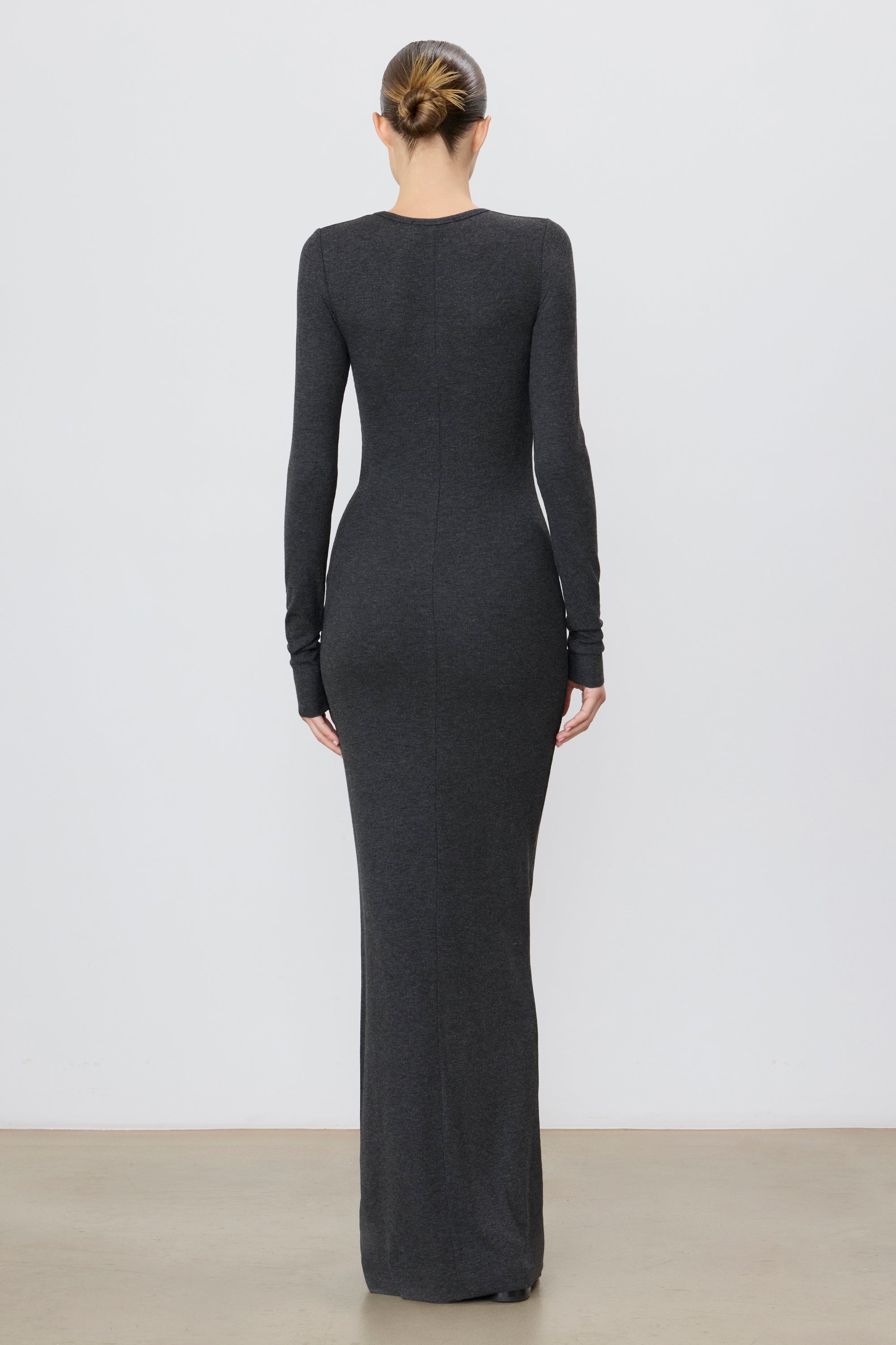 ÉTERNE LONG SLEEVE CREWNECK MAXI DRESS