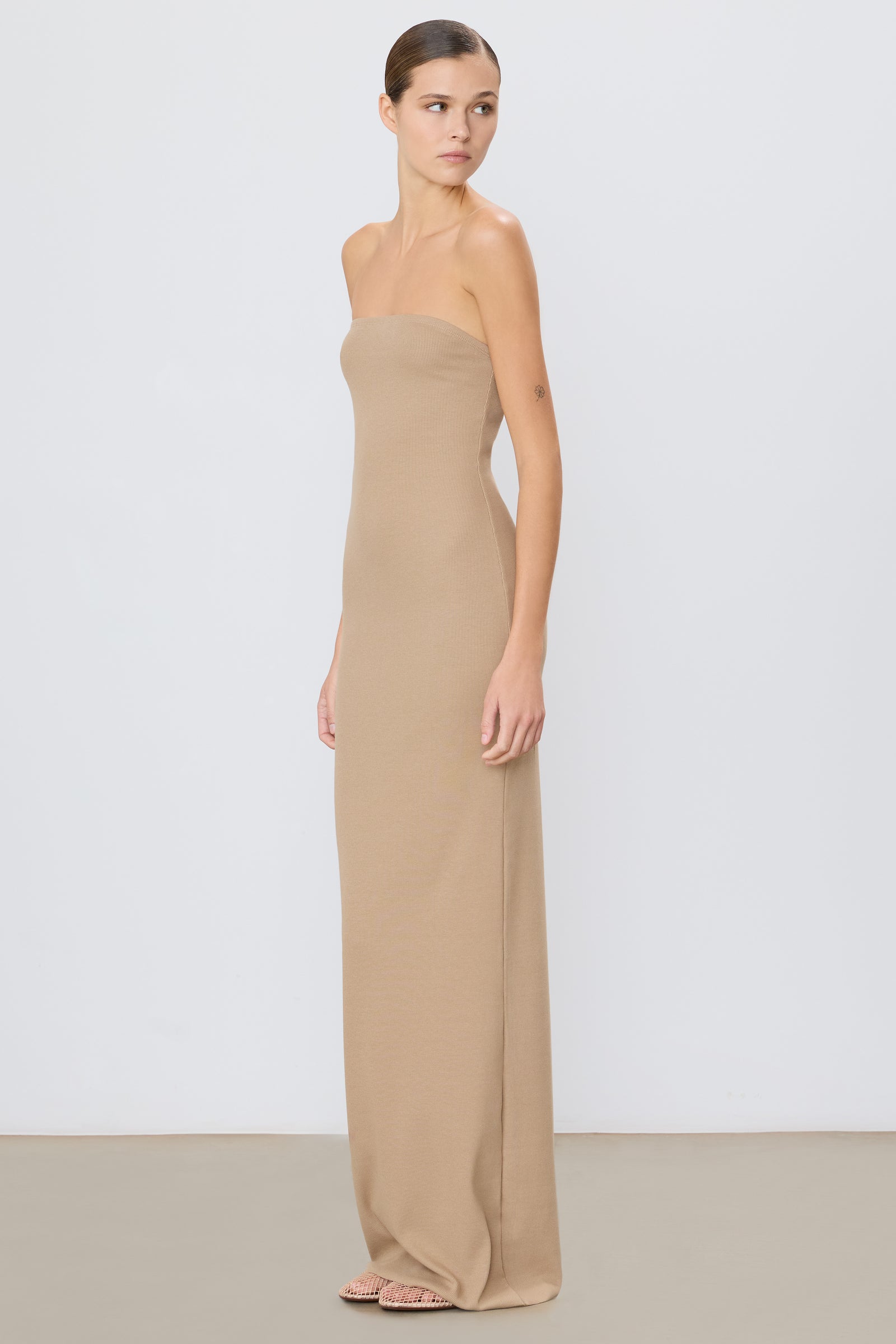 TUBE MAXI DRESS - ÉTERNE