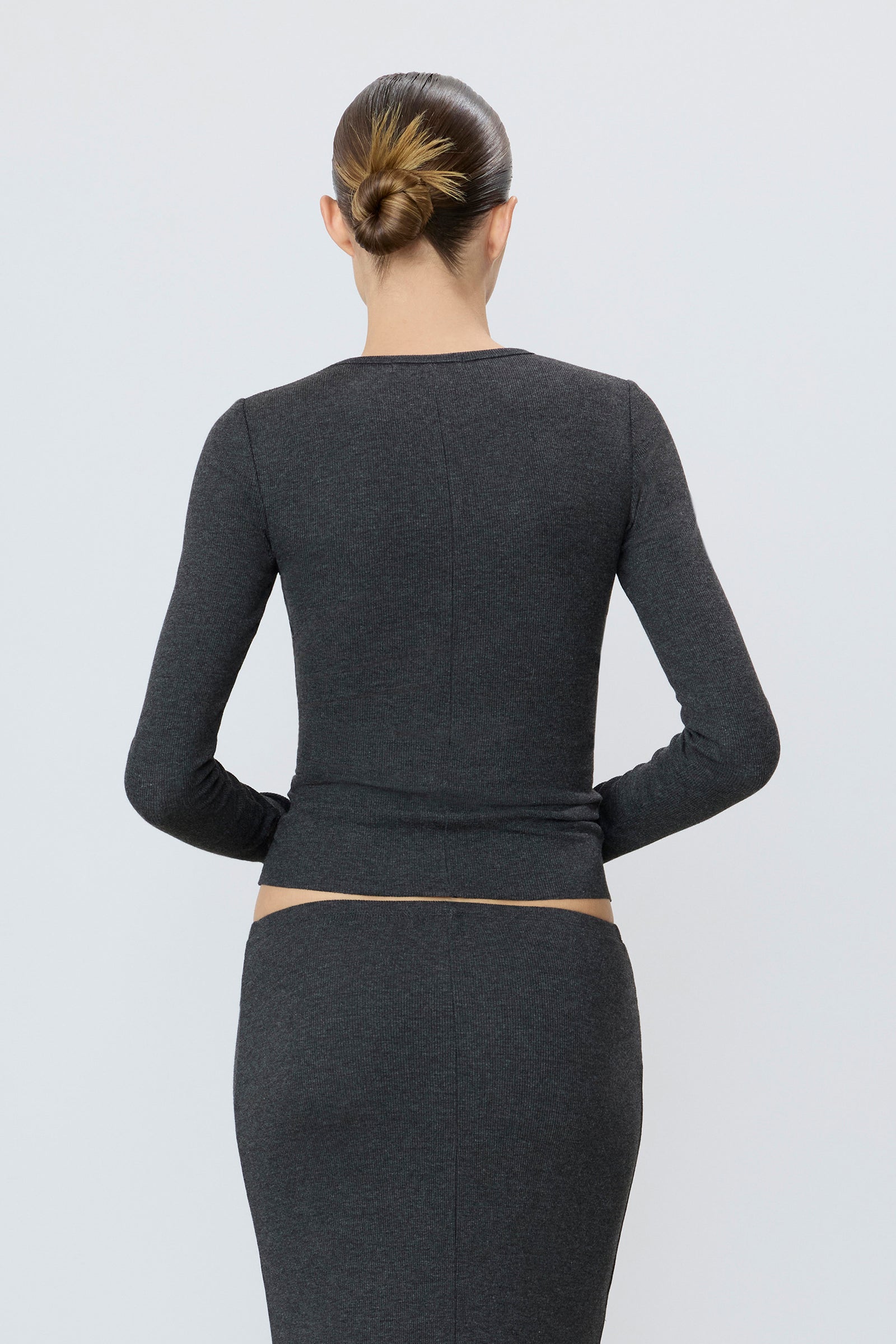 ÉTERNE LONG SLEEVE FITTED TOP