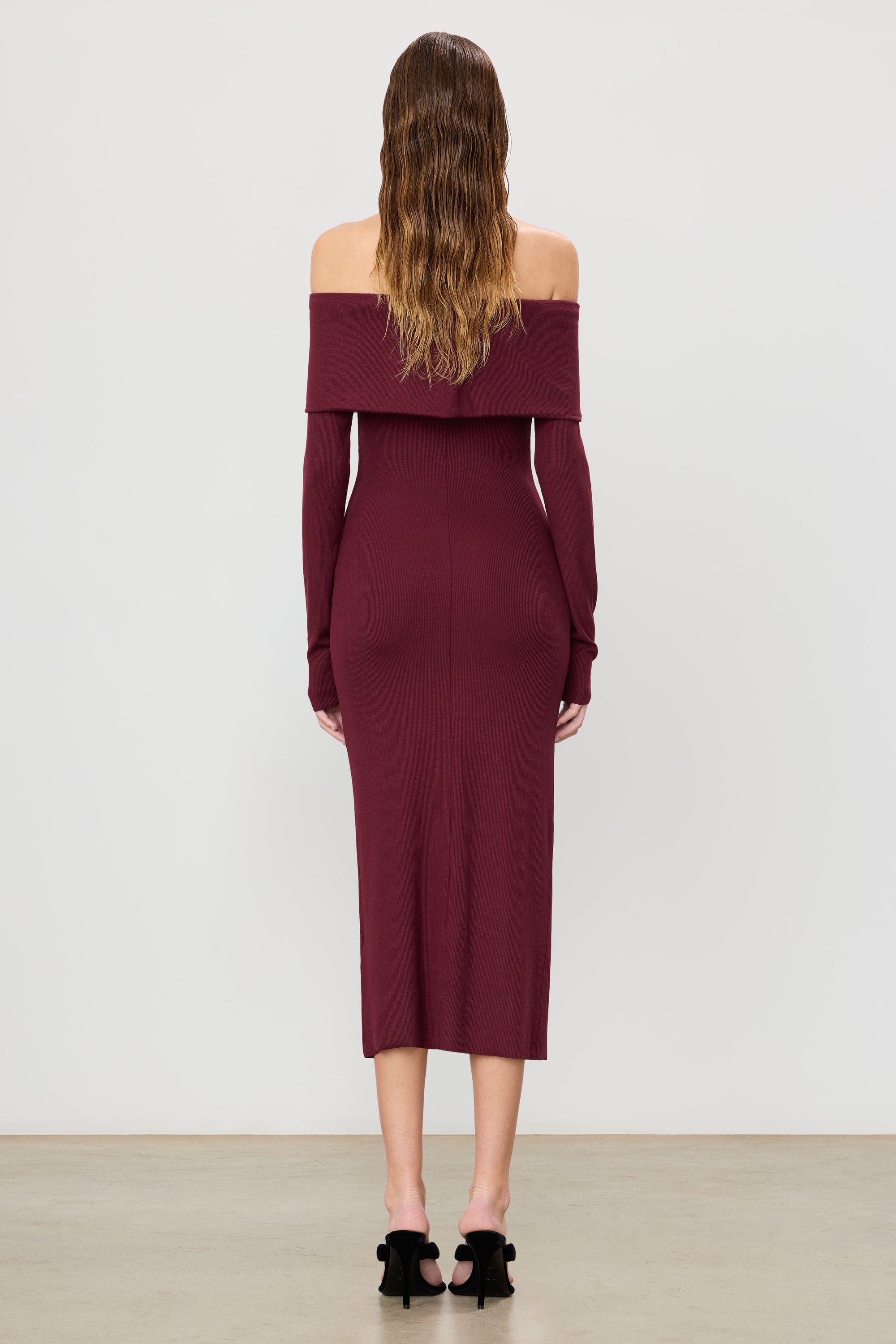LONG SLEEVE OFF-SHOULDER MIDI DRESS - ÉTERNE