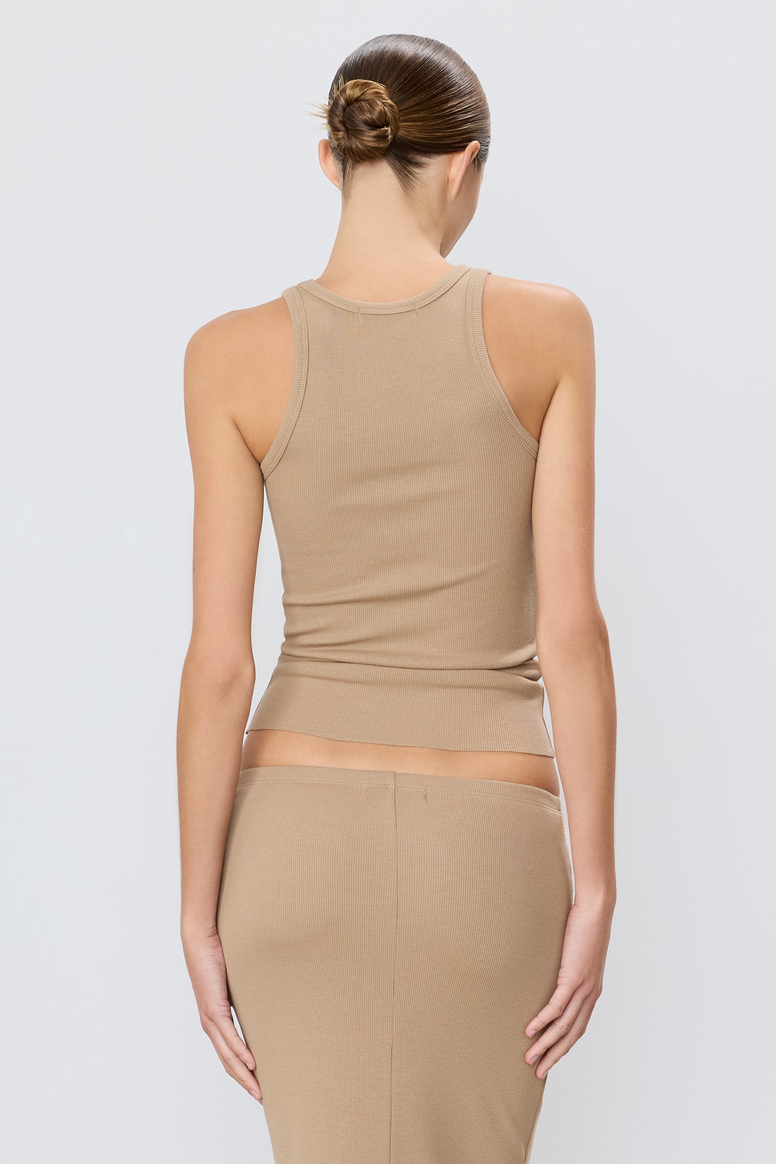 HIGH NECK FITTED TANK - ÉTERNE