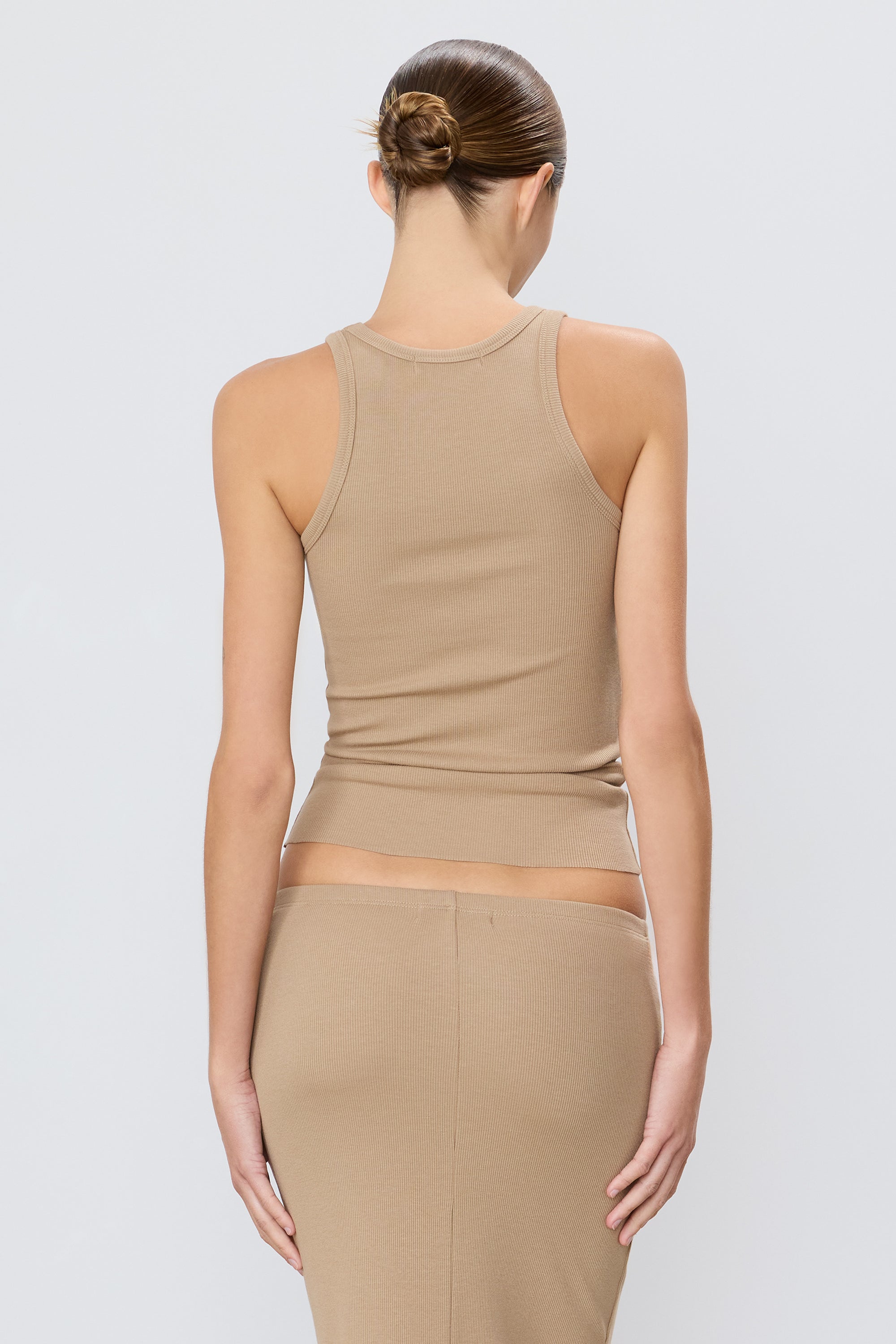 HIGH NECK FITTED TANK - ÉTERNE