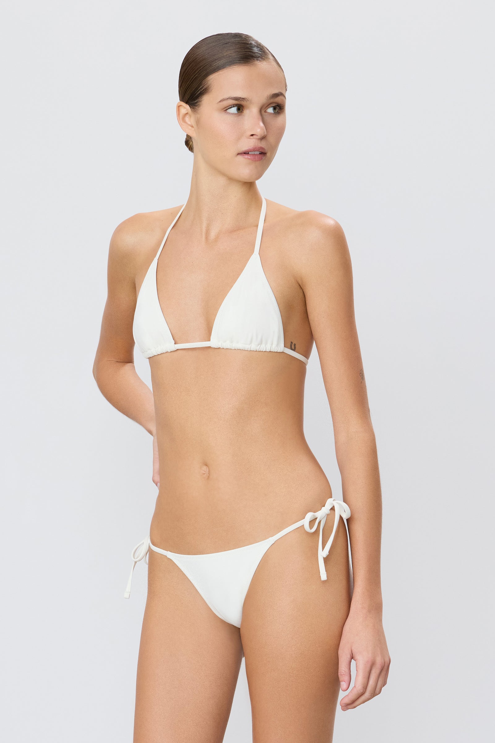 ISLA BOTTOM - ÉTERNE