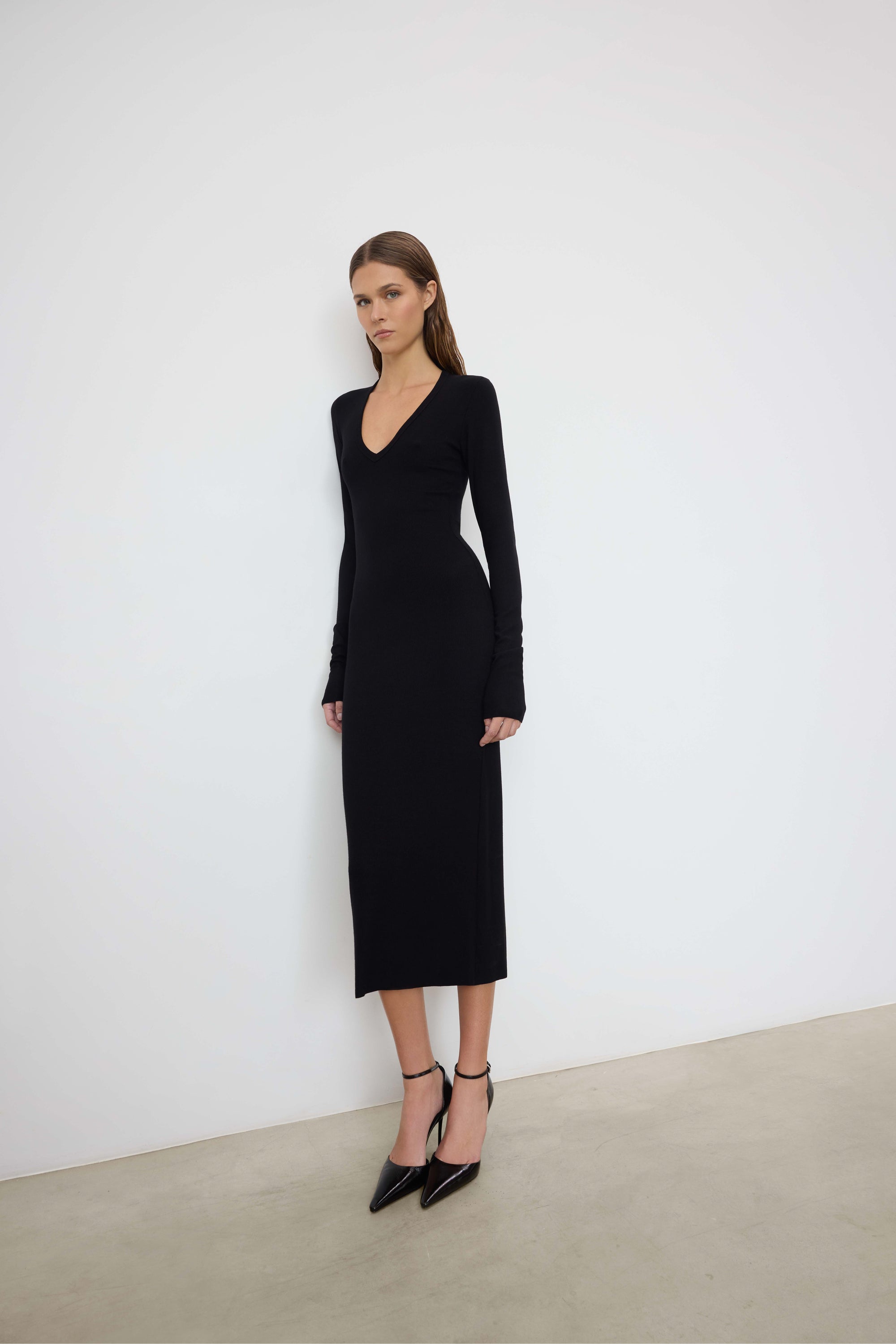 V-NECK MIDI DRESS
