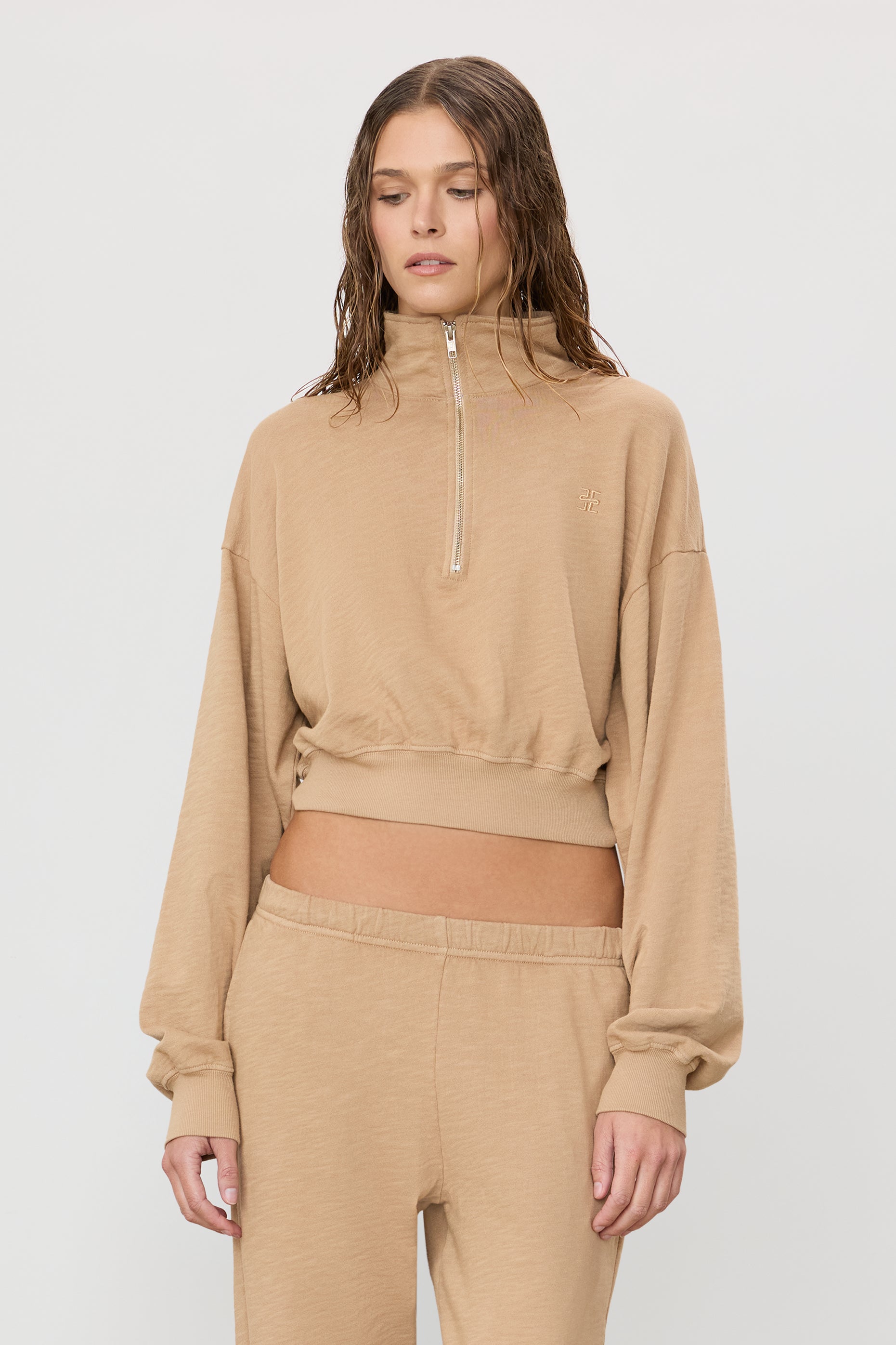 CROPPED HALF-ZIP SWEATSHIRT - ÉTERNE