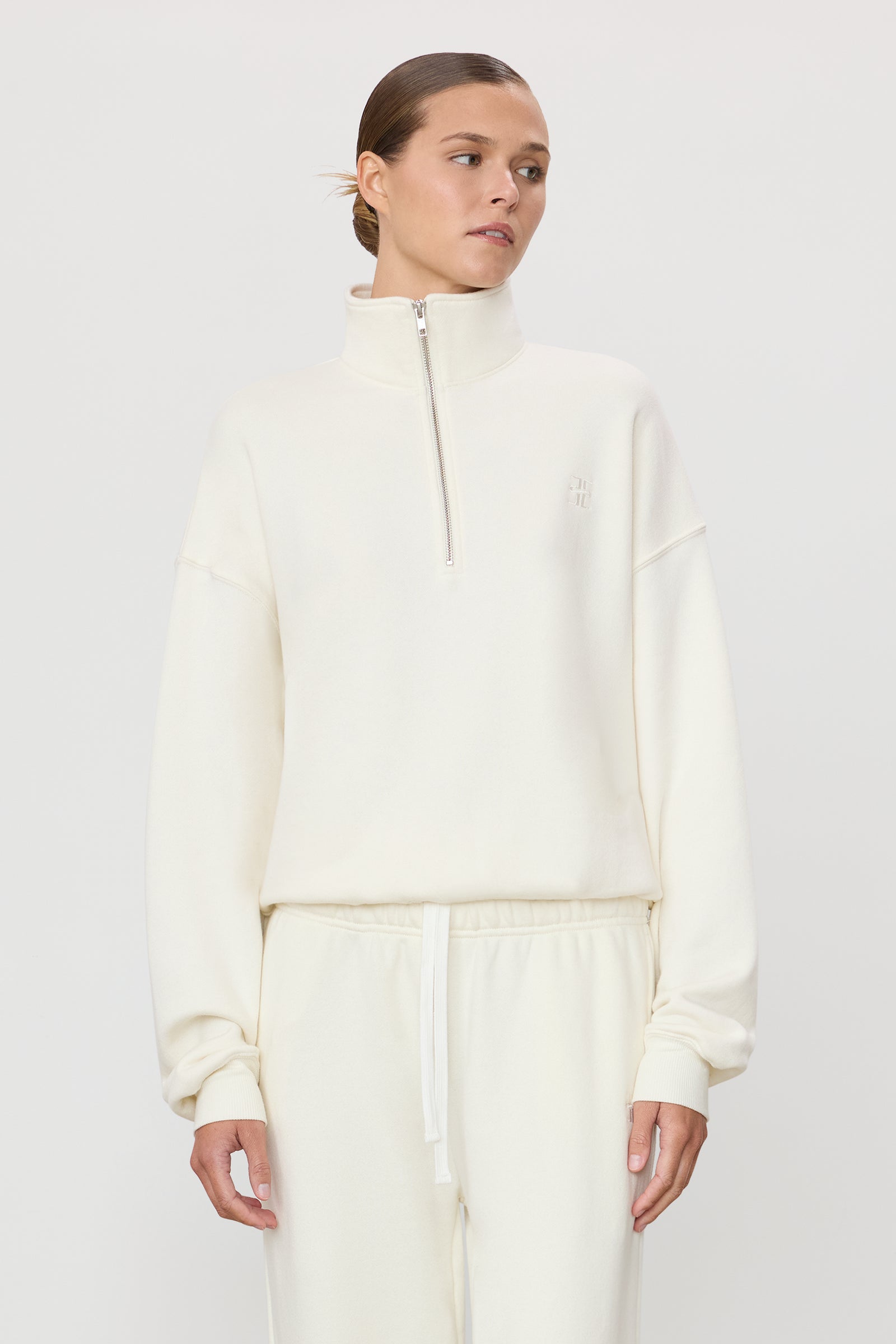 OVERSIZED HALF-ZIP SWEATSHIRT - ÉTERNE