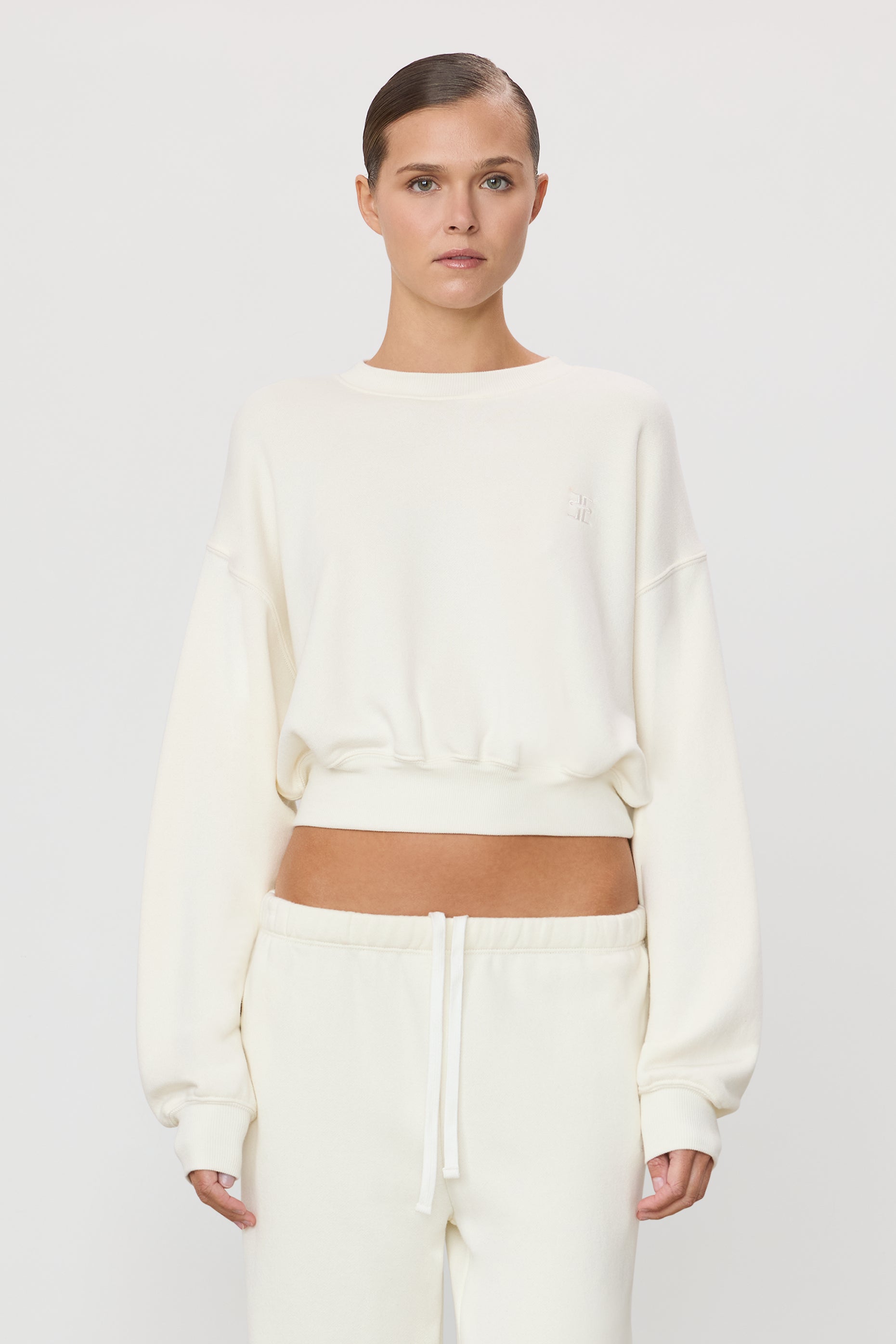CROPPED CREWNECK SWEATSHIRT - ÉTERNE
