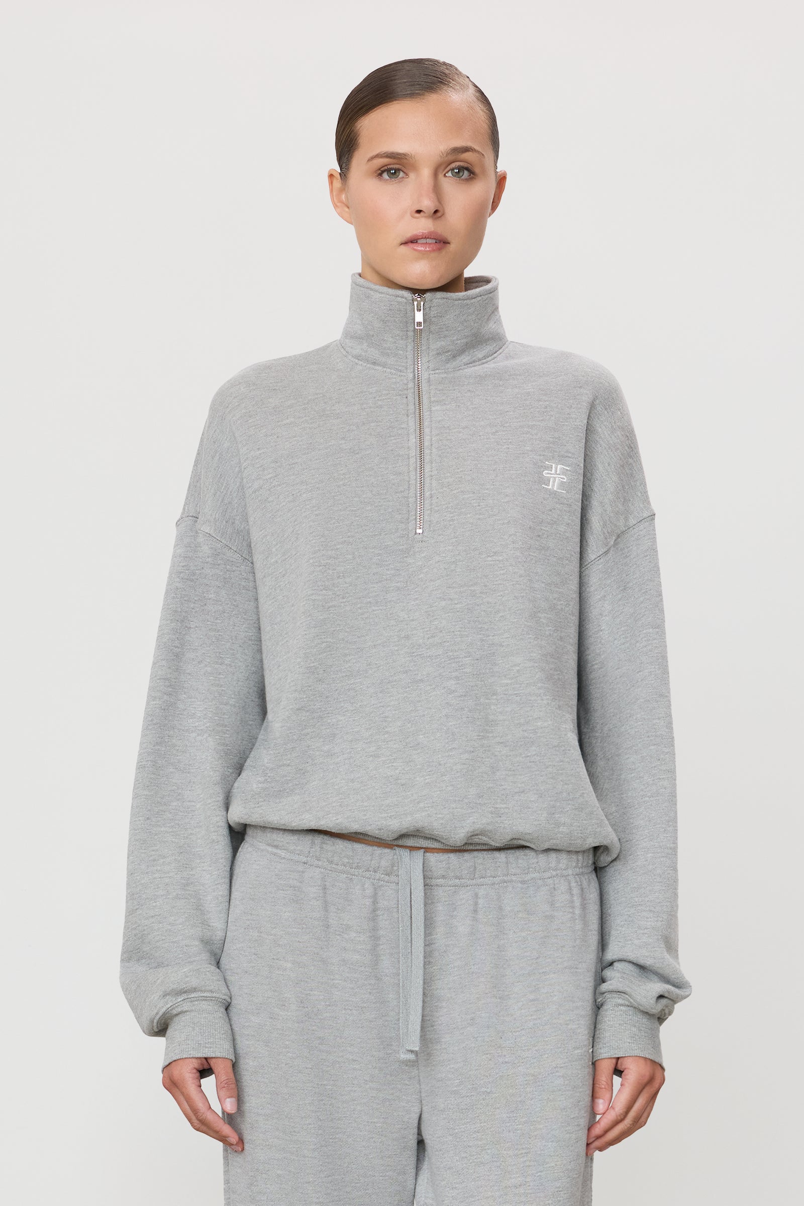 OVERSIZED HALF-ZIP SWEATSHIRT - ÉTERNE