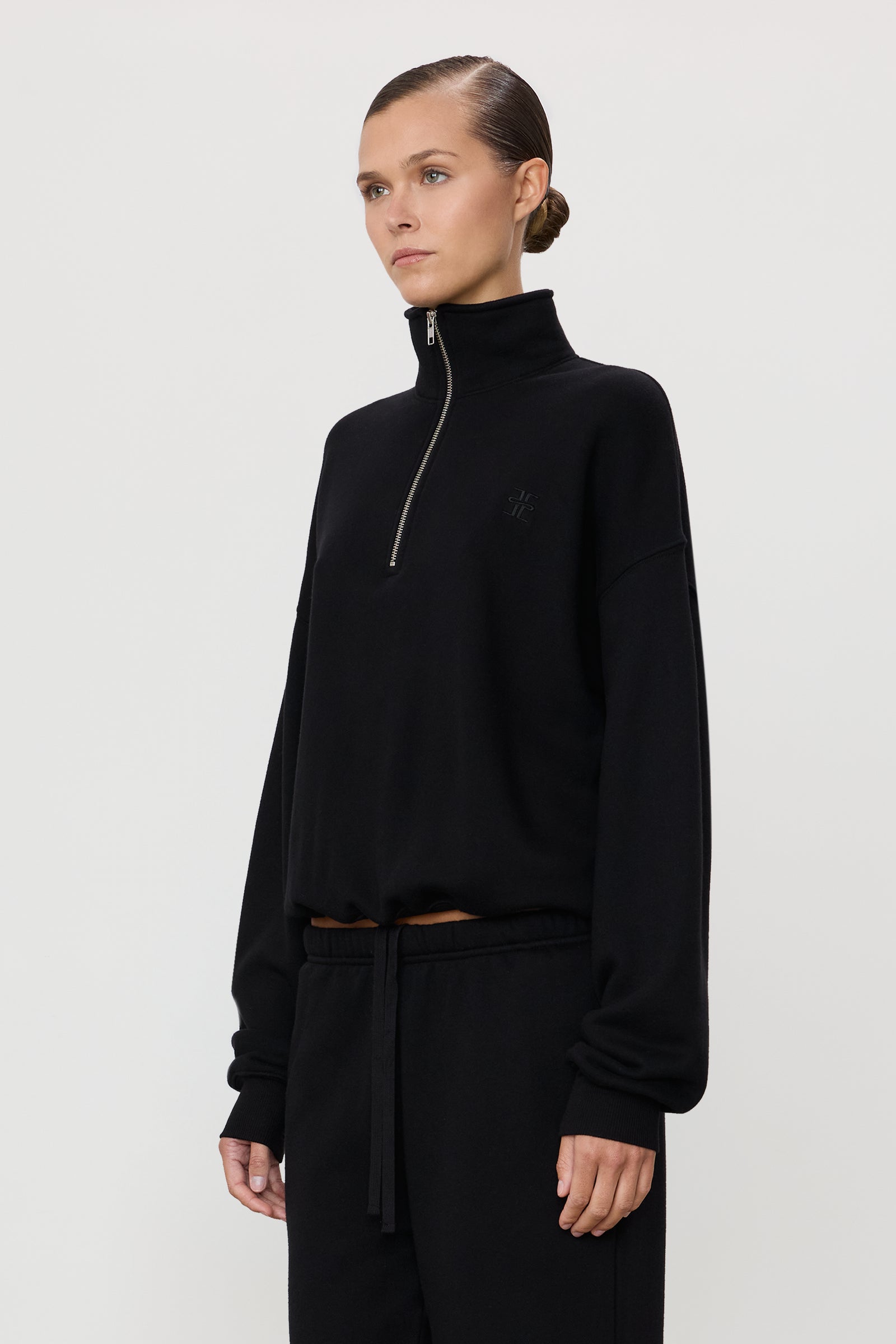 OVERSIZED HALF-ZIP SWEATSHIRT - ÉTERNE