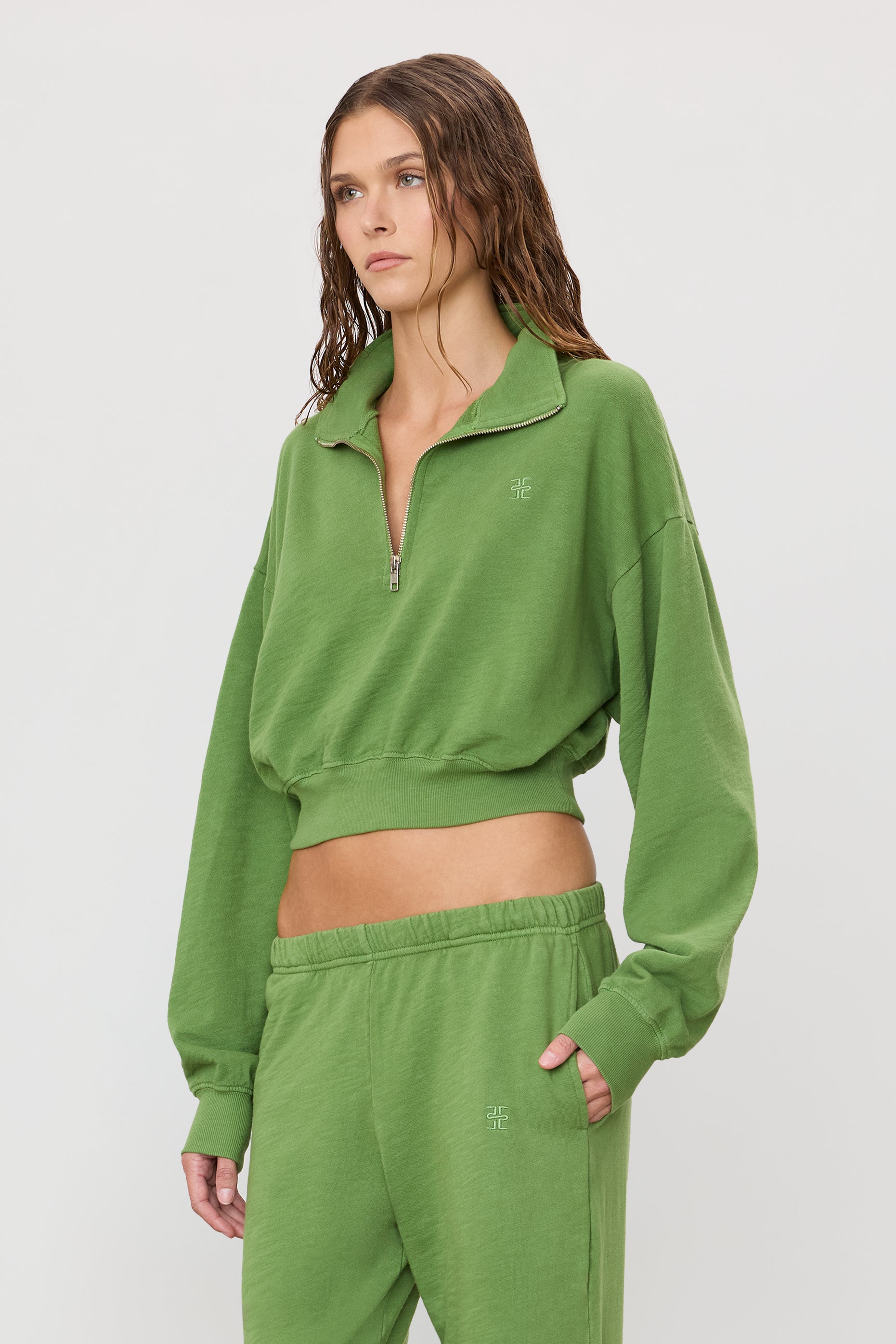 CROPPED HALF-ZIP SWEATSHIRT - ÉTERNE